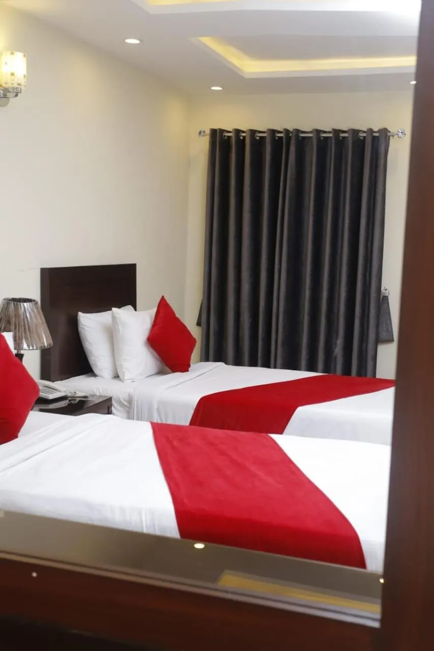 Hotel Noor Plaza