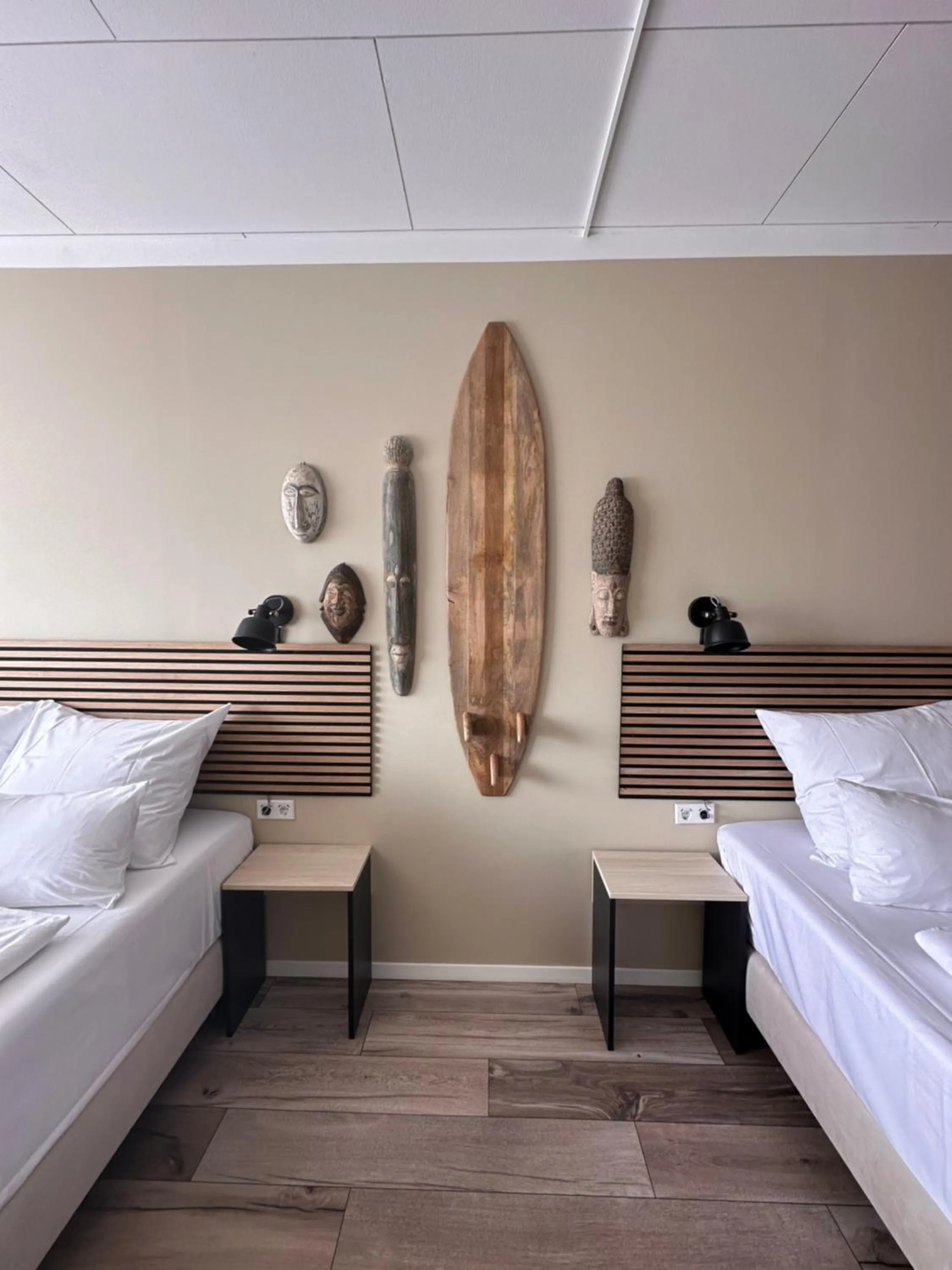 Bedroom, Bed in Aqua Hotel