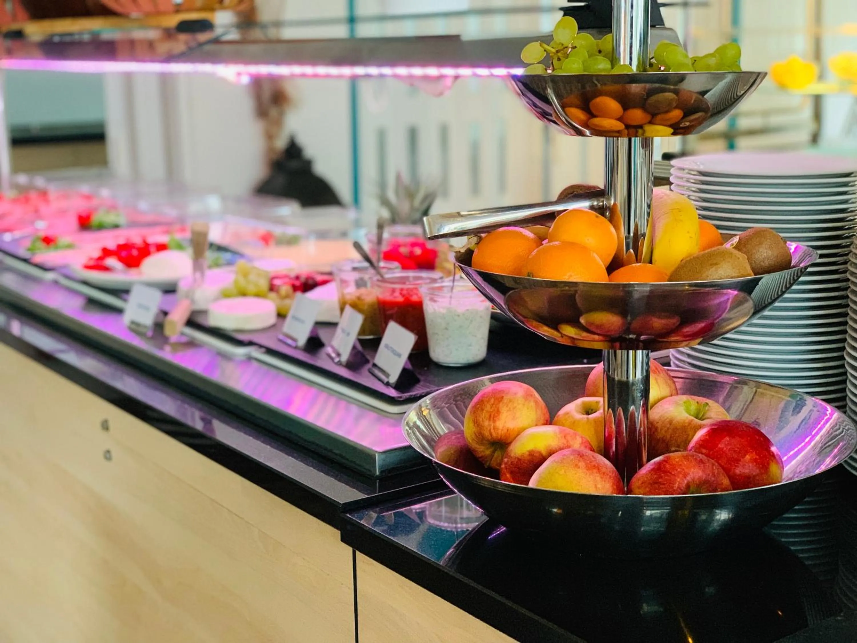 Food and drinks in Aqua Hotel