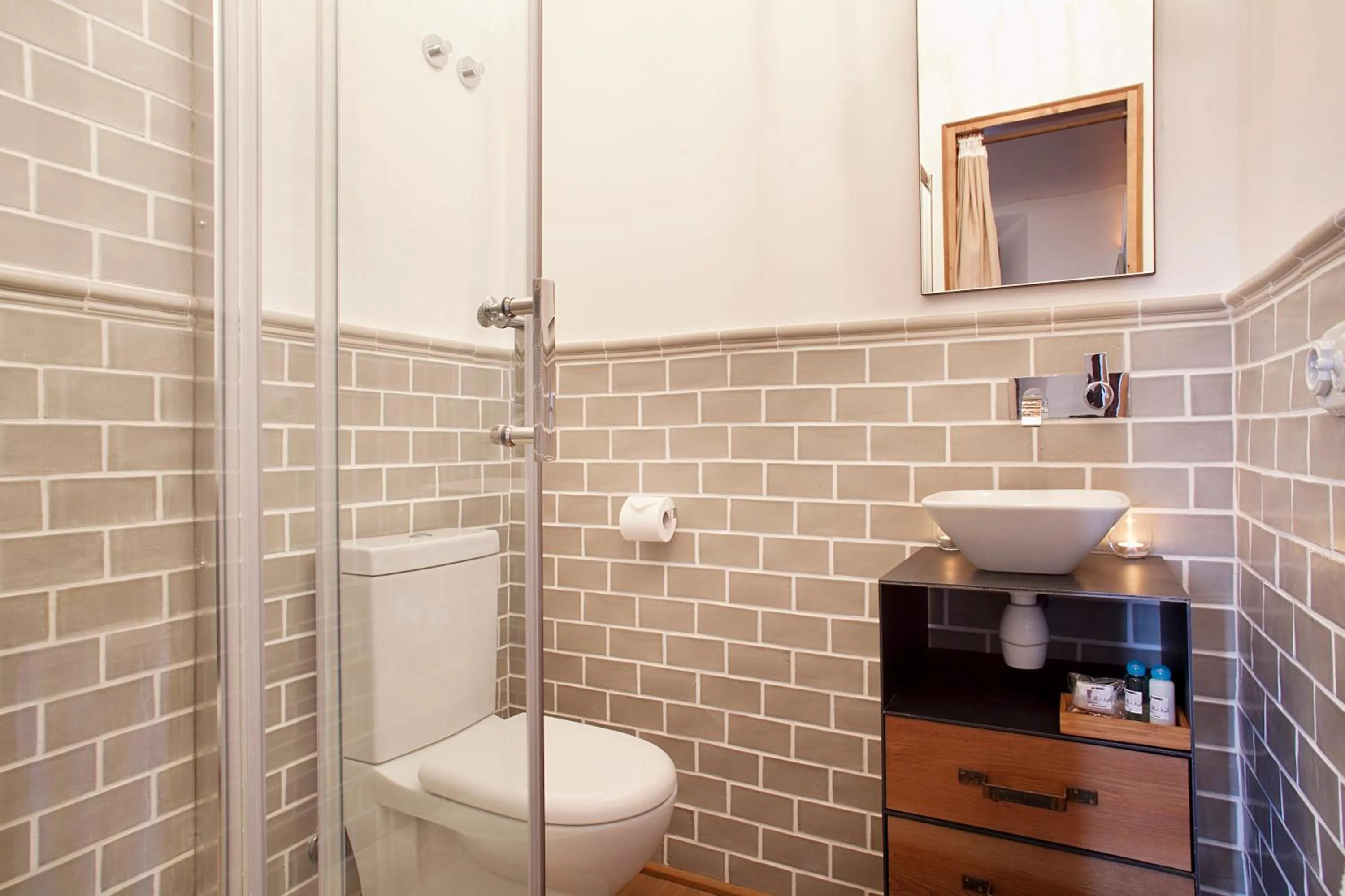 Bathroom in Can Borrell