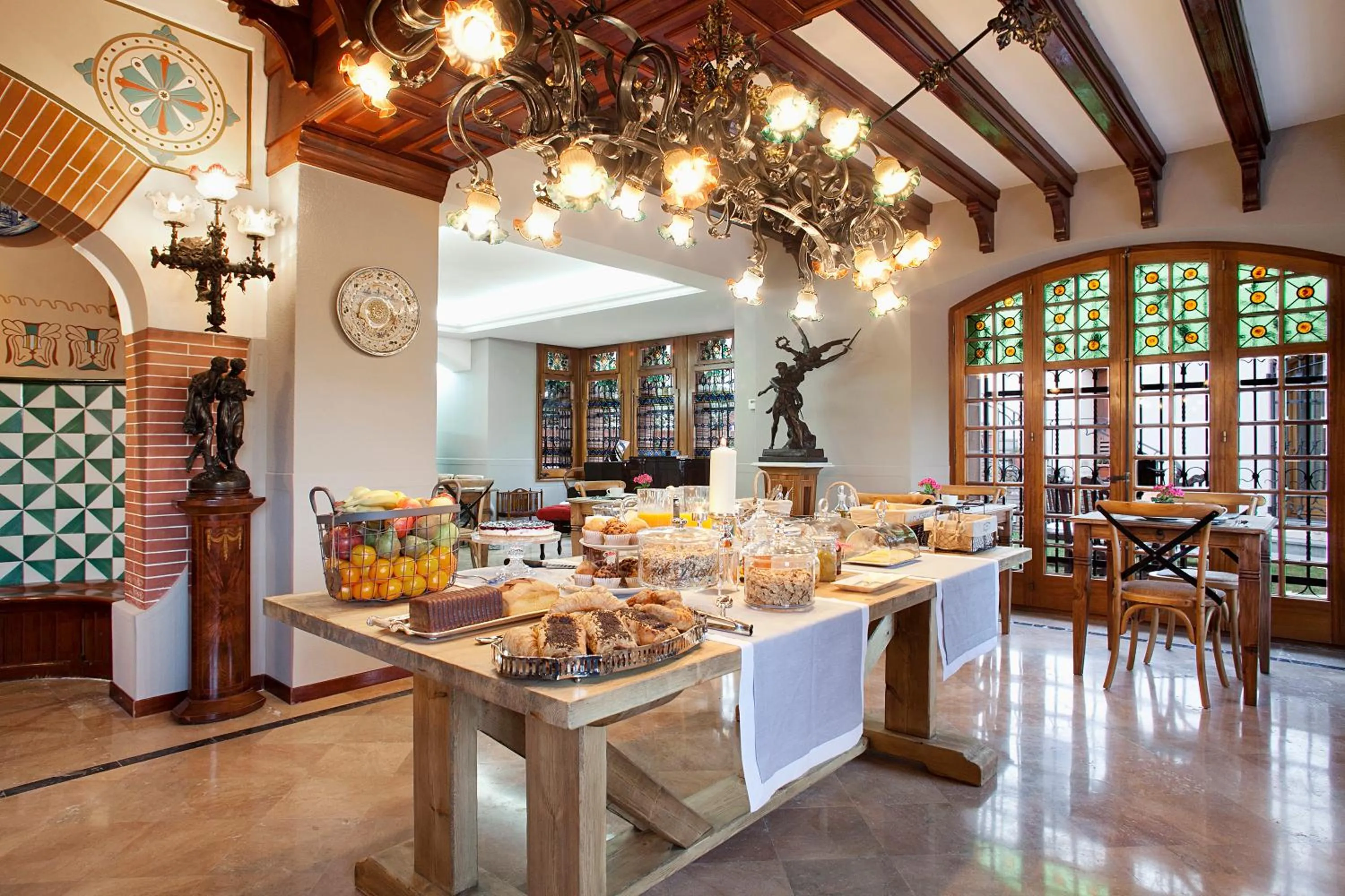 Communal lounge/ TV room in Can Borrell