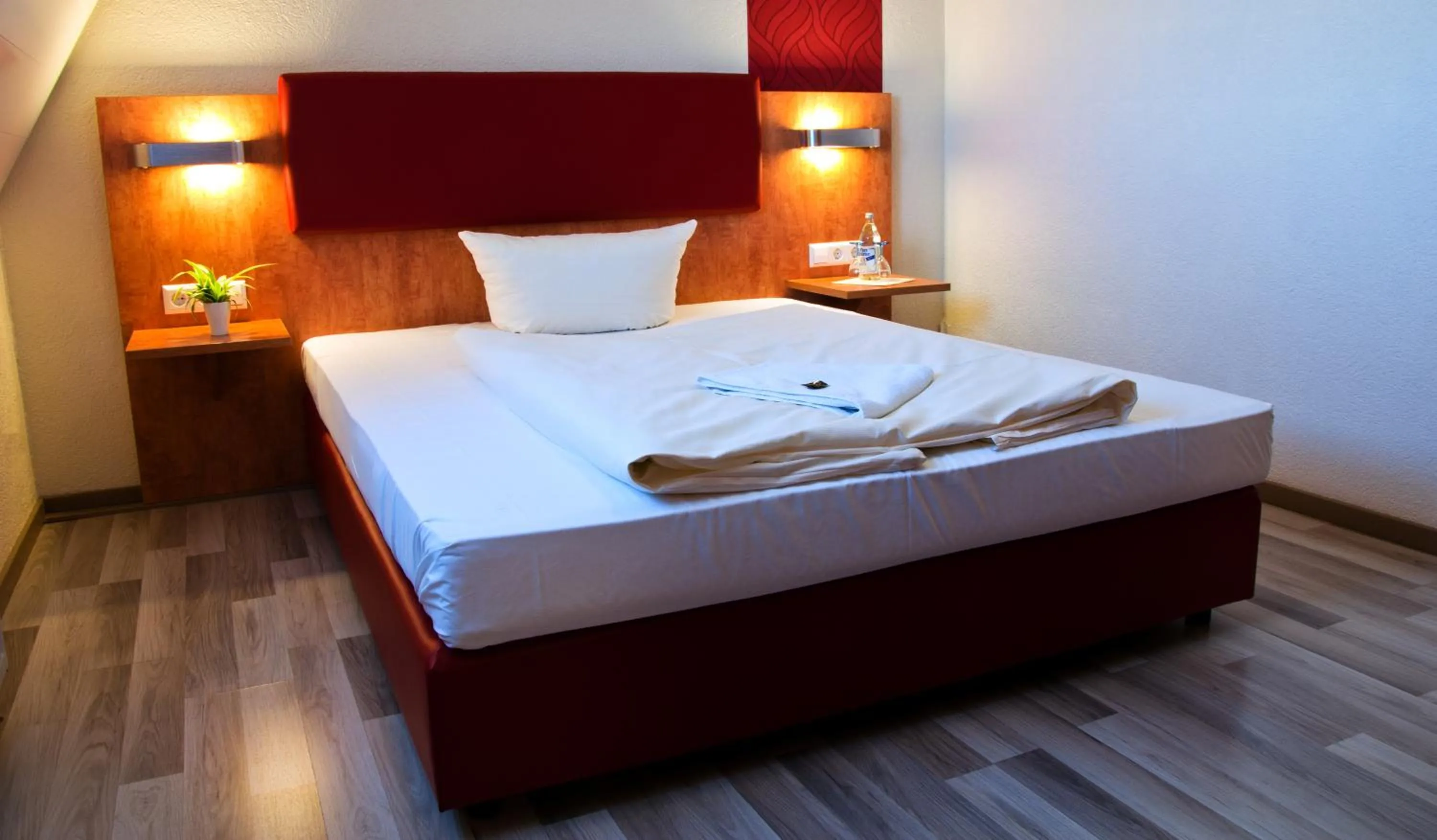 Bedroom, Bed in Landhotel Küffner