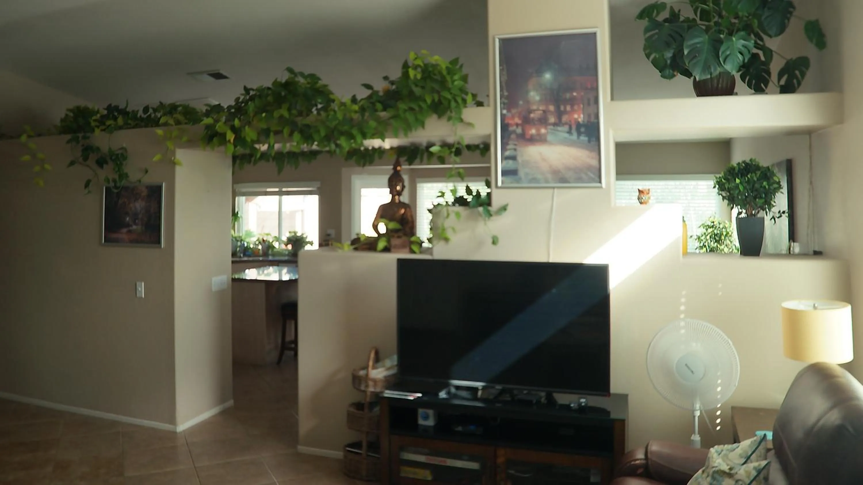 TV and multimedia in 3 bedroom house with Private Pool, Spa&Golf Course!