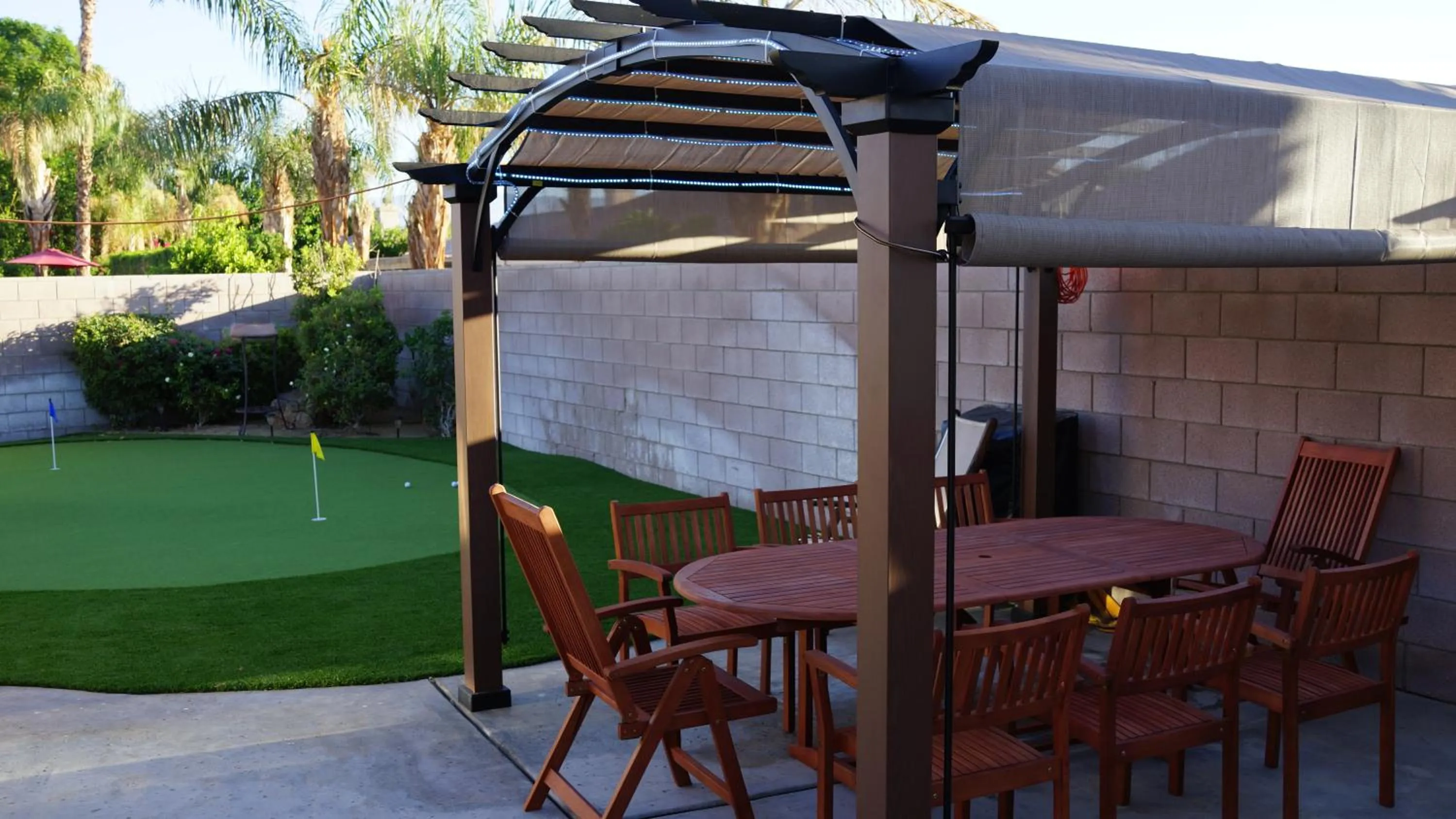 Patio in 3 bedroom house with Private Pool, Spa&Golf Course!