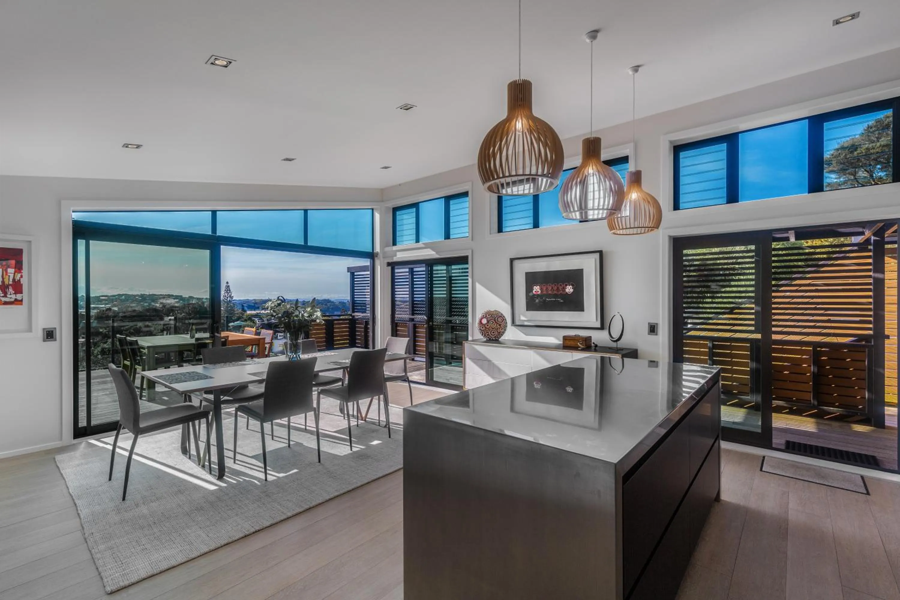 Taonga with Sea Views by Waiheke Unlimited