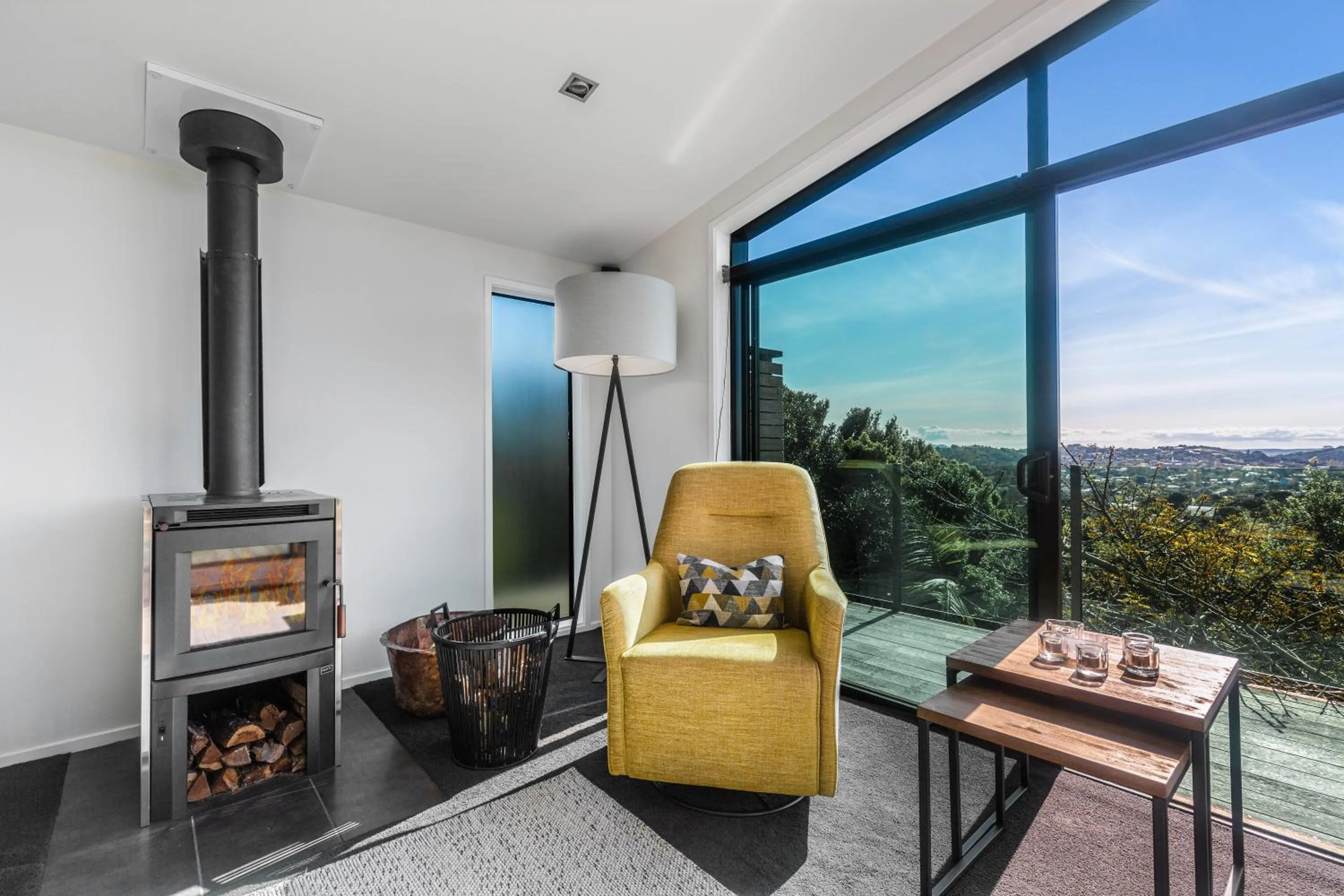 Living room in Taonga with Sea Views by Waiheke Unlimited
