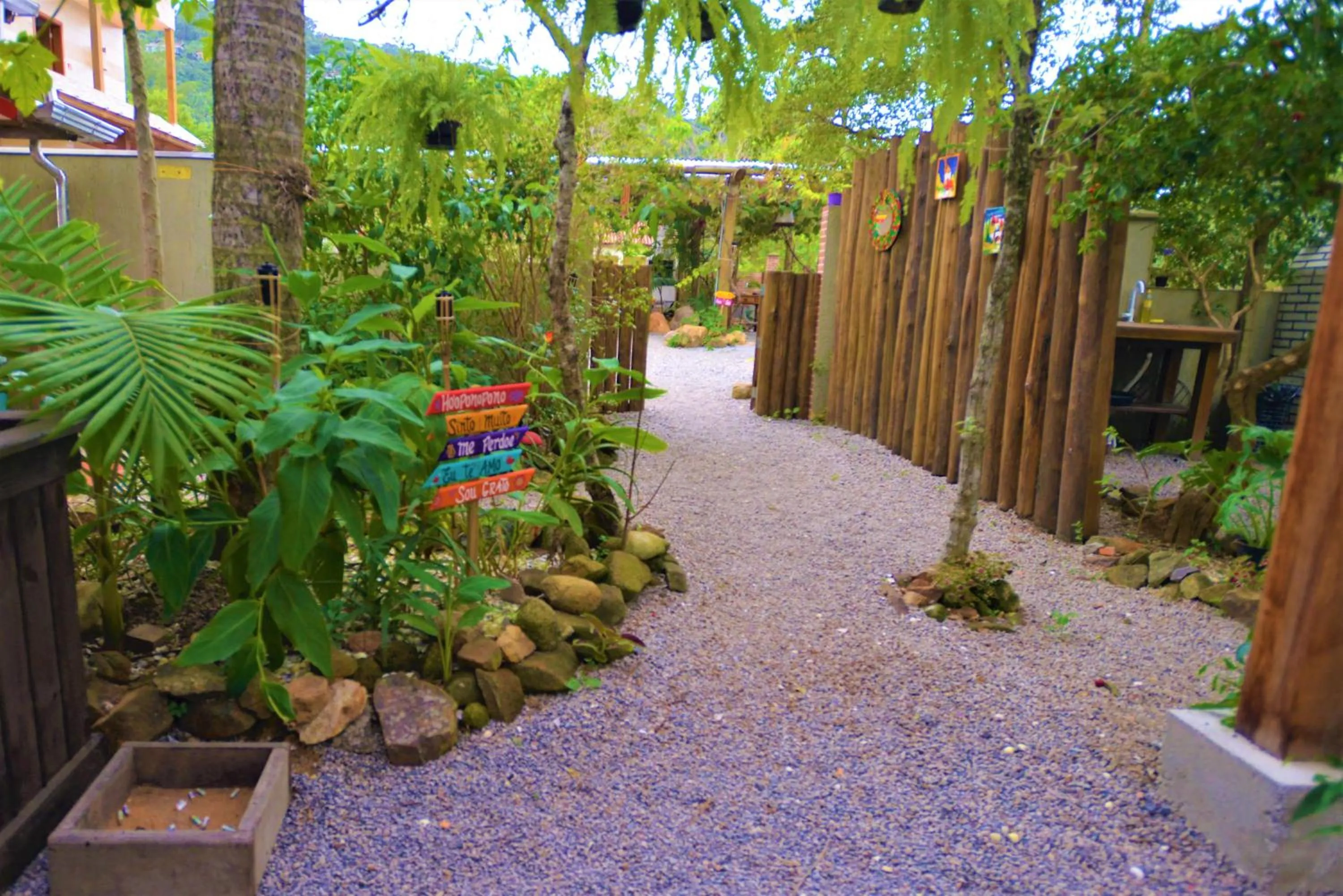 Garden in Hotel Ferrugem Eco Village