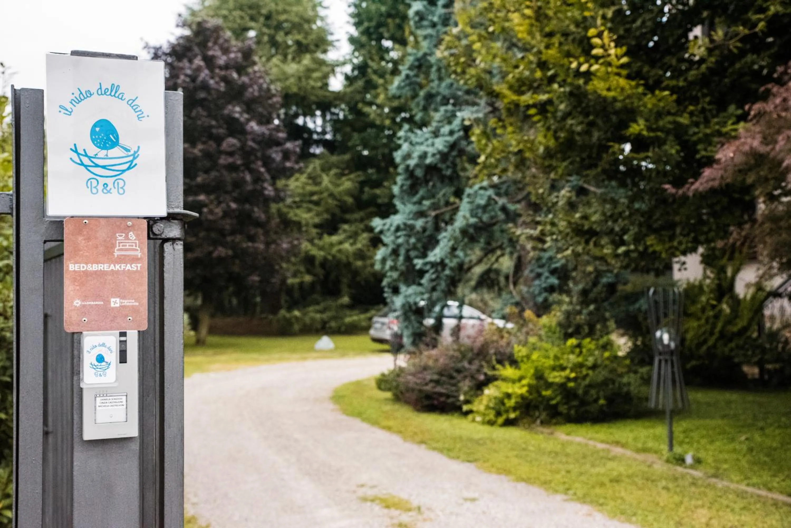Inner courtyard view in il nido della dani