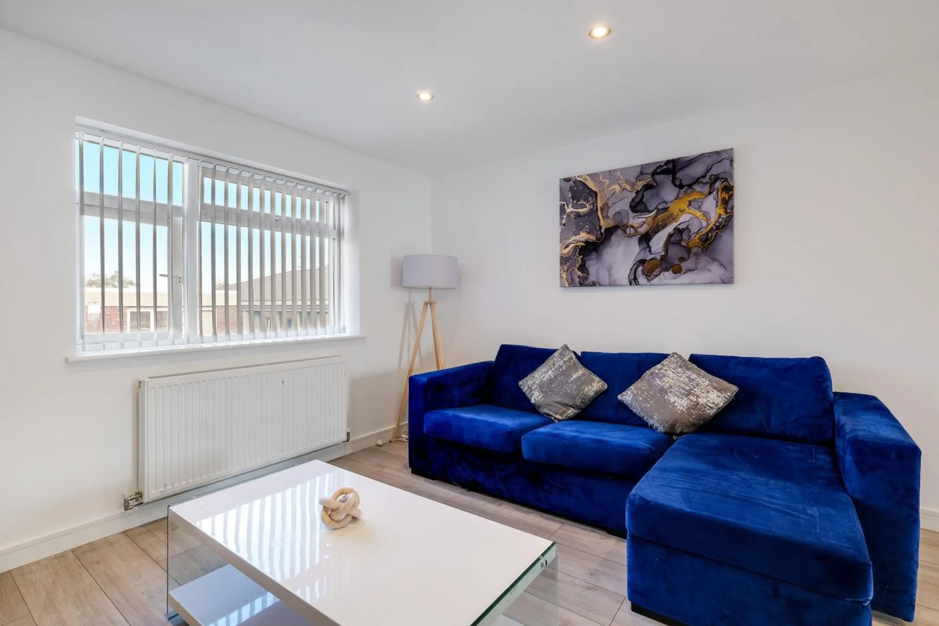 St Martins 2 Bedroom Apartments in Ruislip By 360 Stays