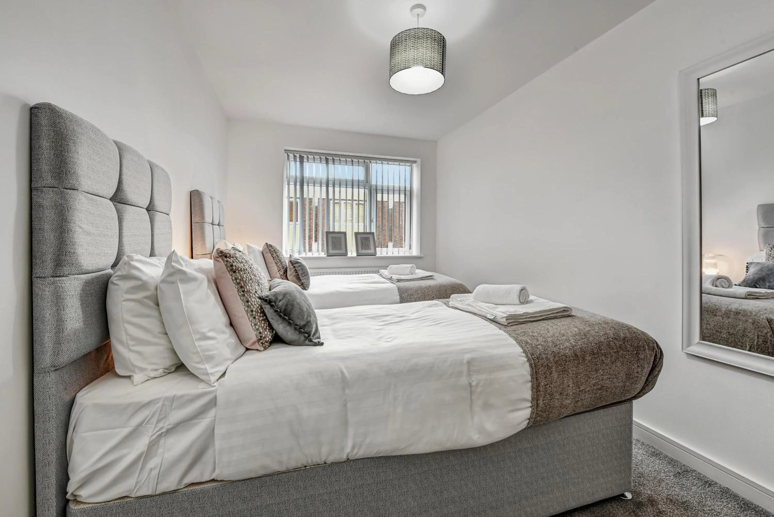 St Martins 2 Bedroom Apartments in Ruislip By 360 Stays
