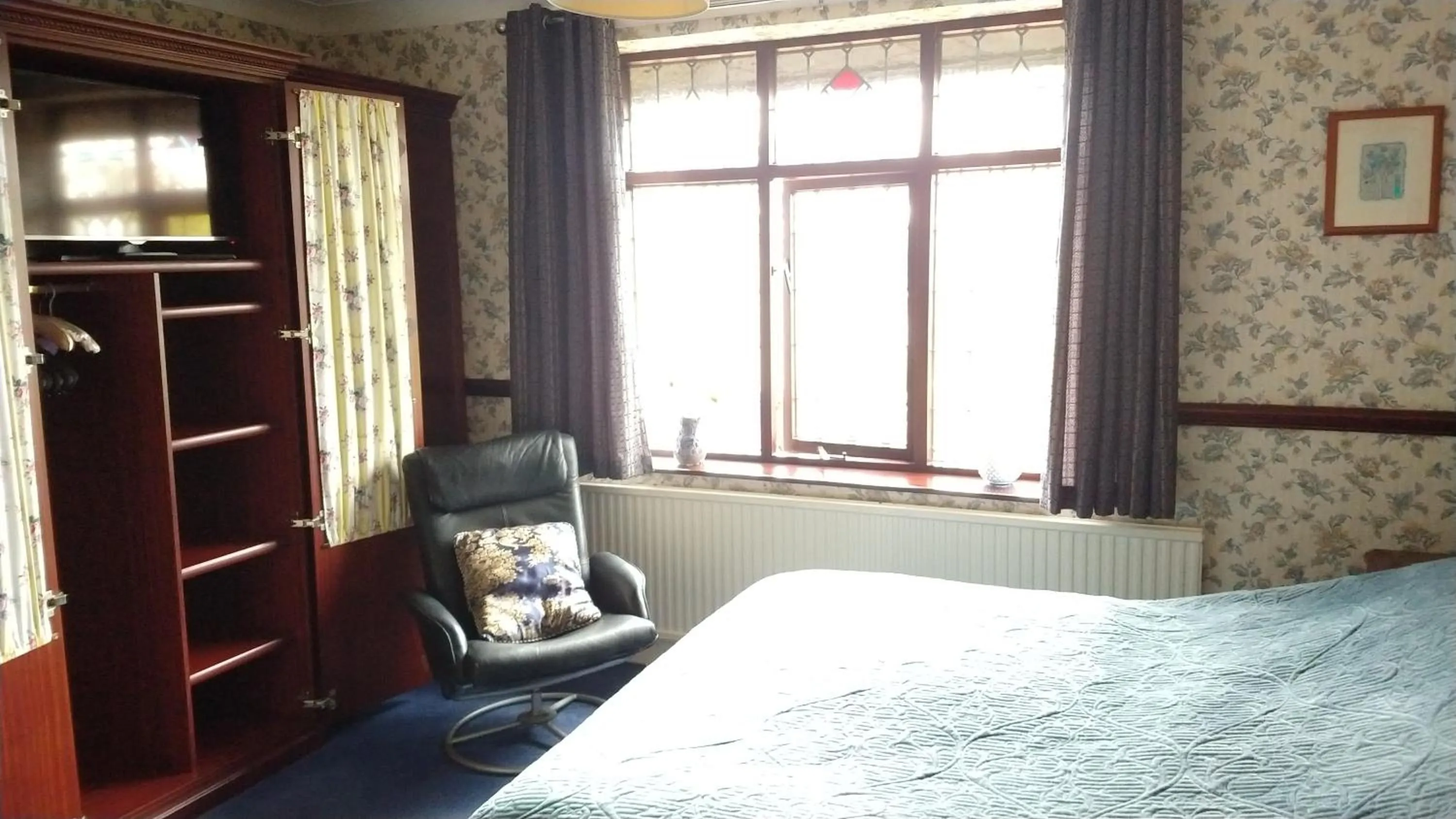 Bed in Hollingworth Lake Guest House Room Only Accommodation