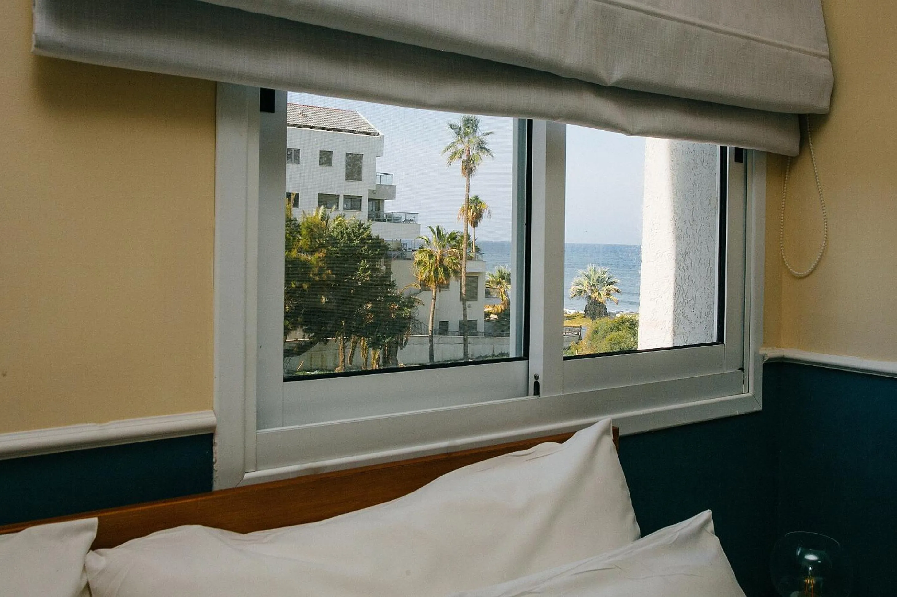 Sea view, Bed in Domus Bat Galim Hotel