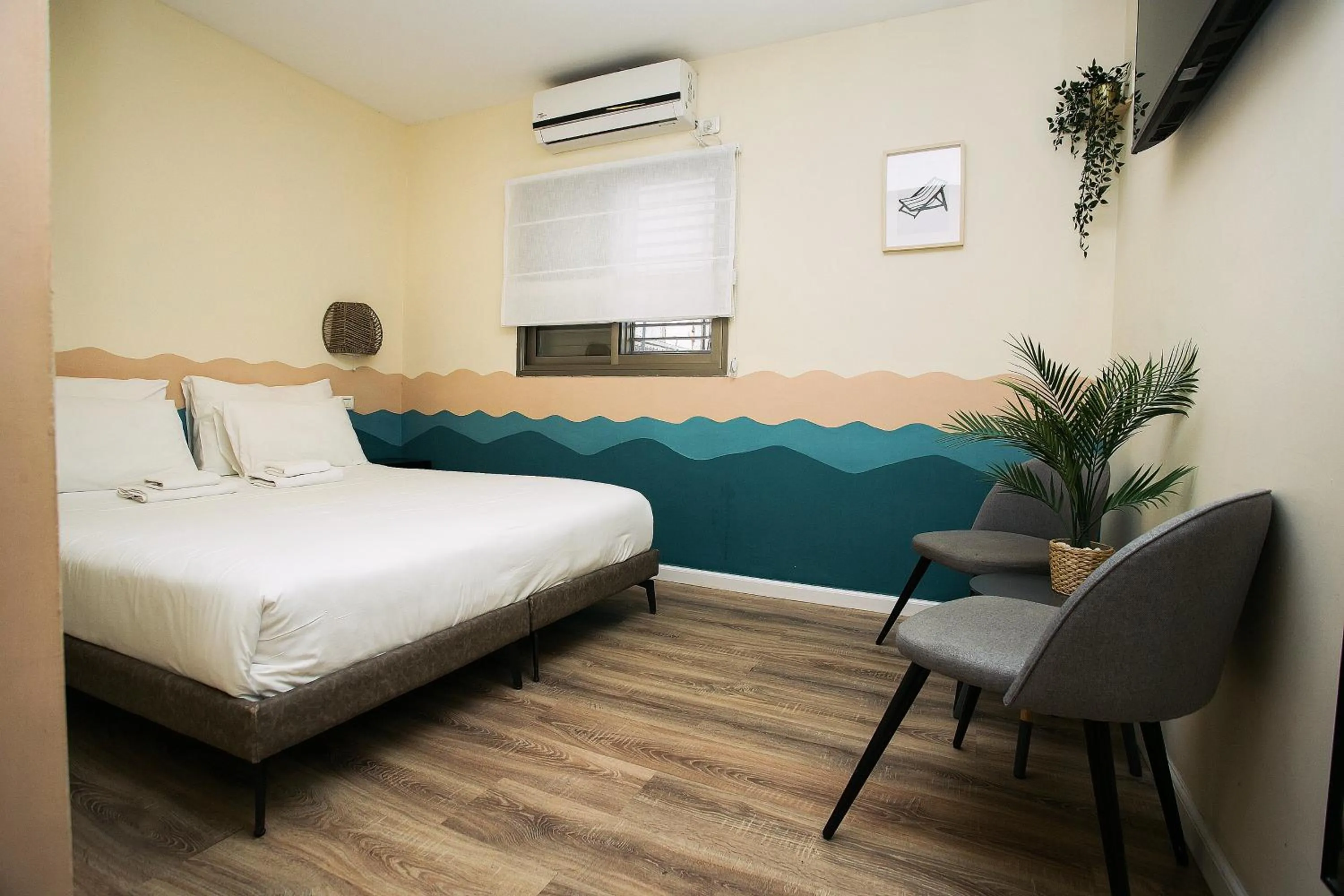 Bed in Domus Bat Galim Hotel