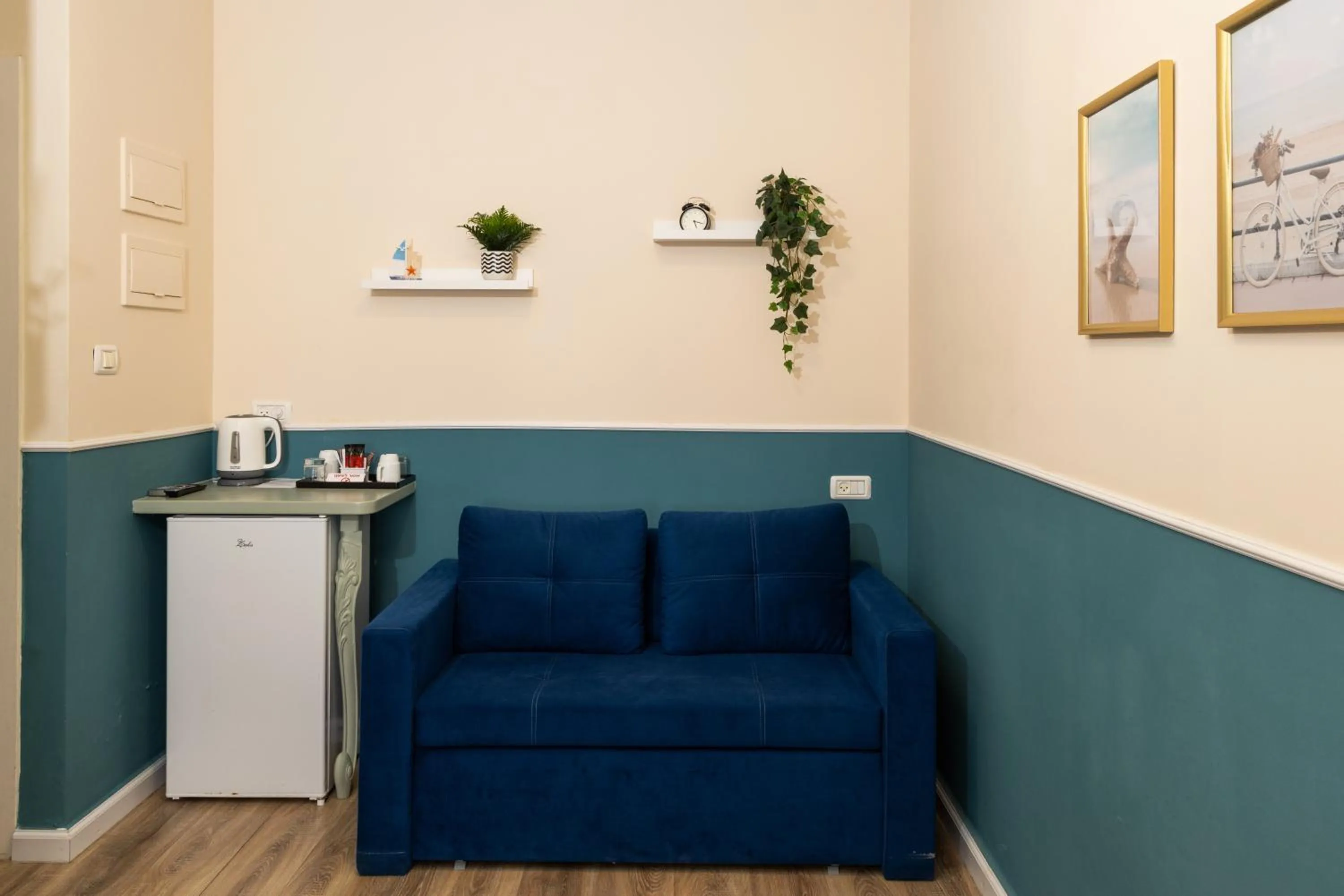 Seating area in Domus Bat Galim Hotel