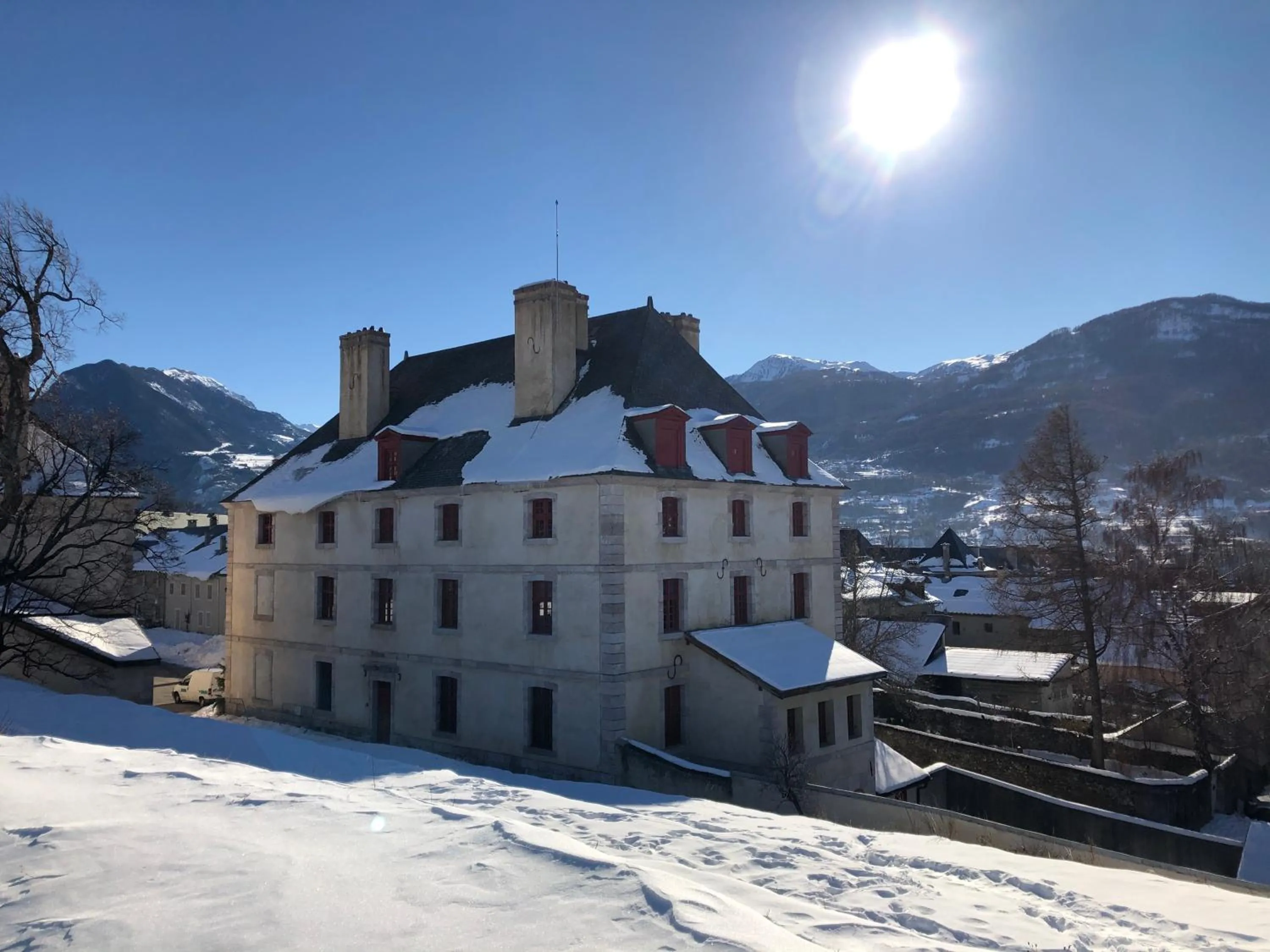 Property building in Le Pavillon des Officiers