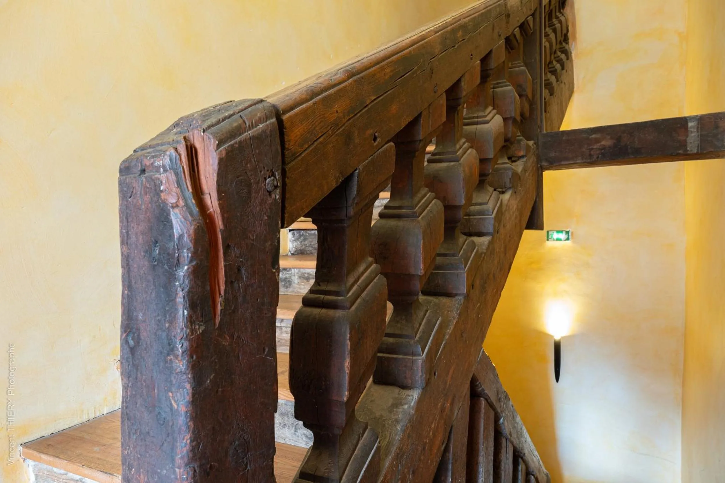 Decorative detail in Le Pavillon des Officiers