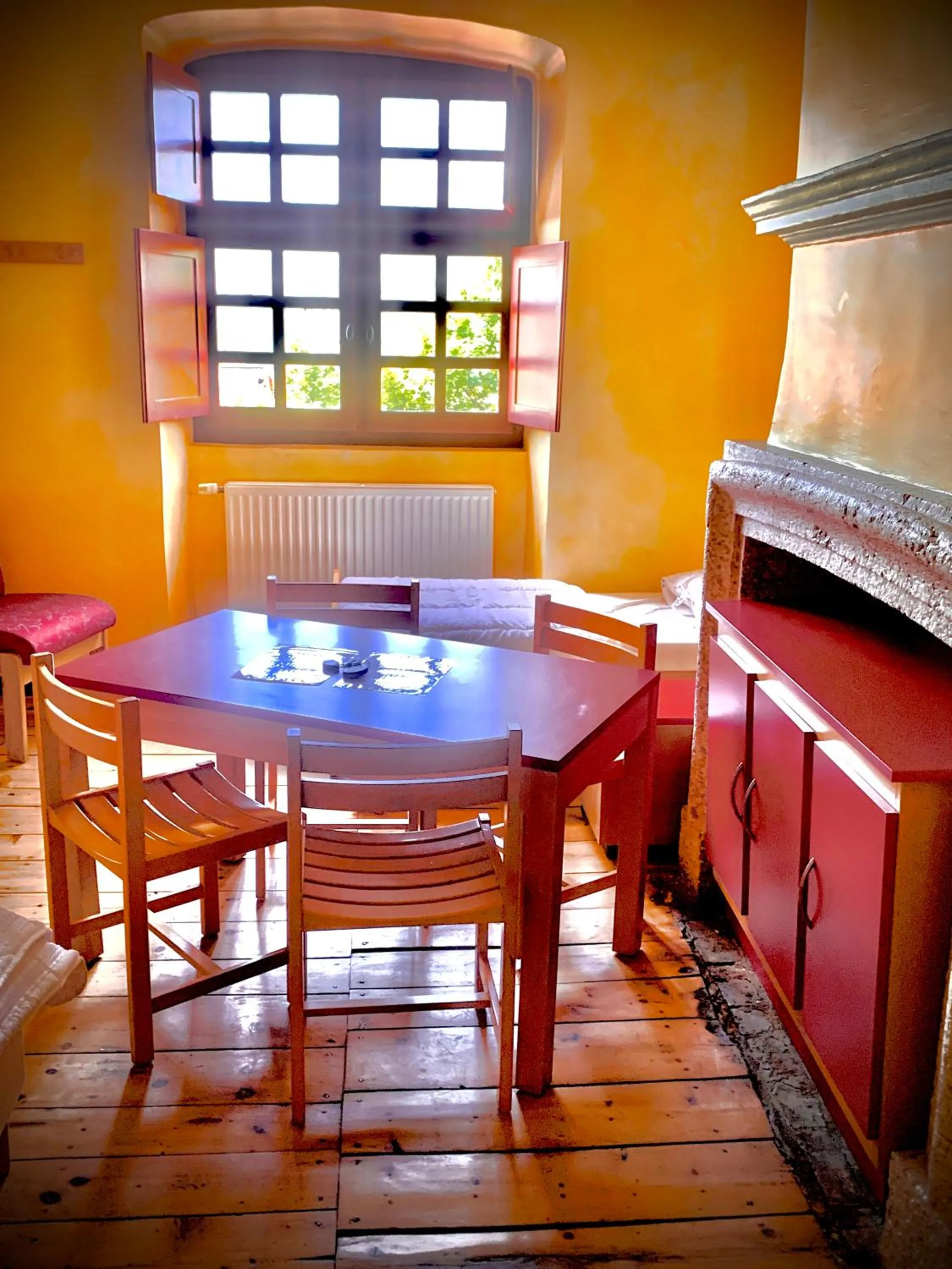 Dining area in Le Pavillon des Officiers