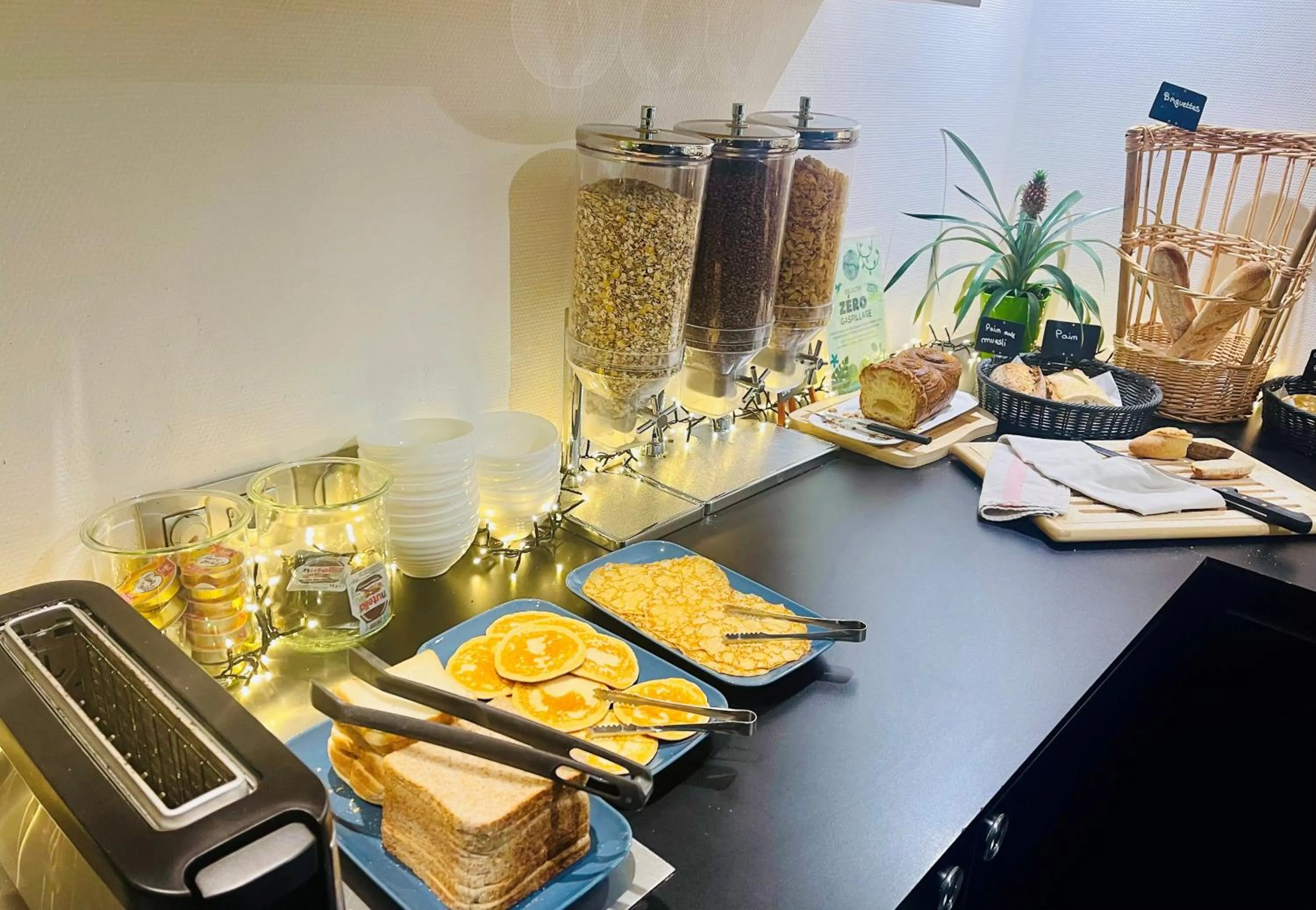 Breakfast in Campanile Dijon Congrès Clemenceau
