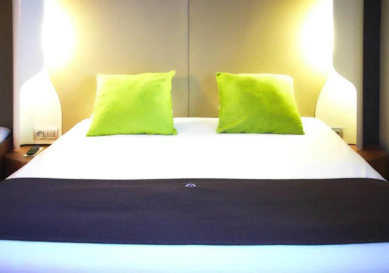 Bed in Campanile Dijon Congrès Clemenceau Bed in Campanile Dijon Congrès Clemenceau