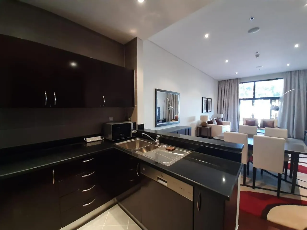 Luxe Getaways Royal Amwaj Palm Jumeirah Resort Apartment Holiday Home