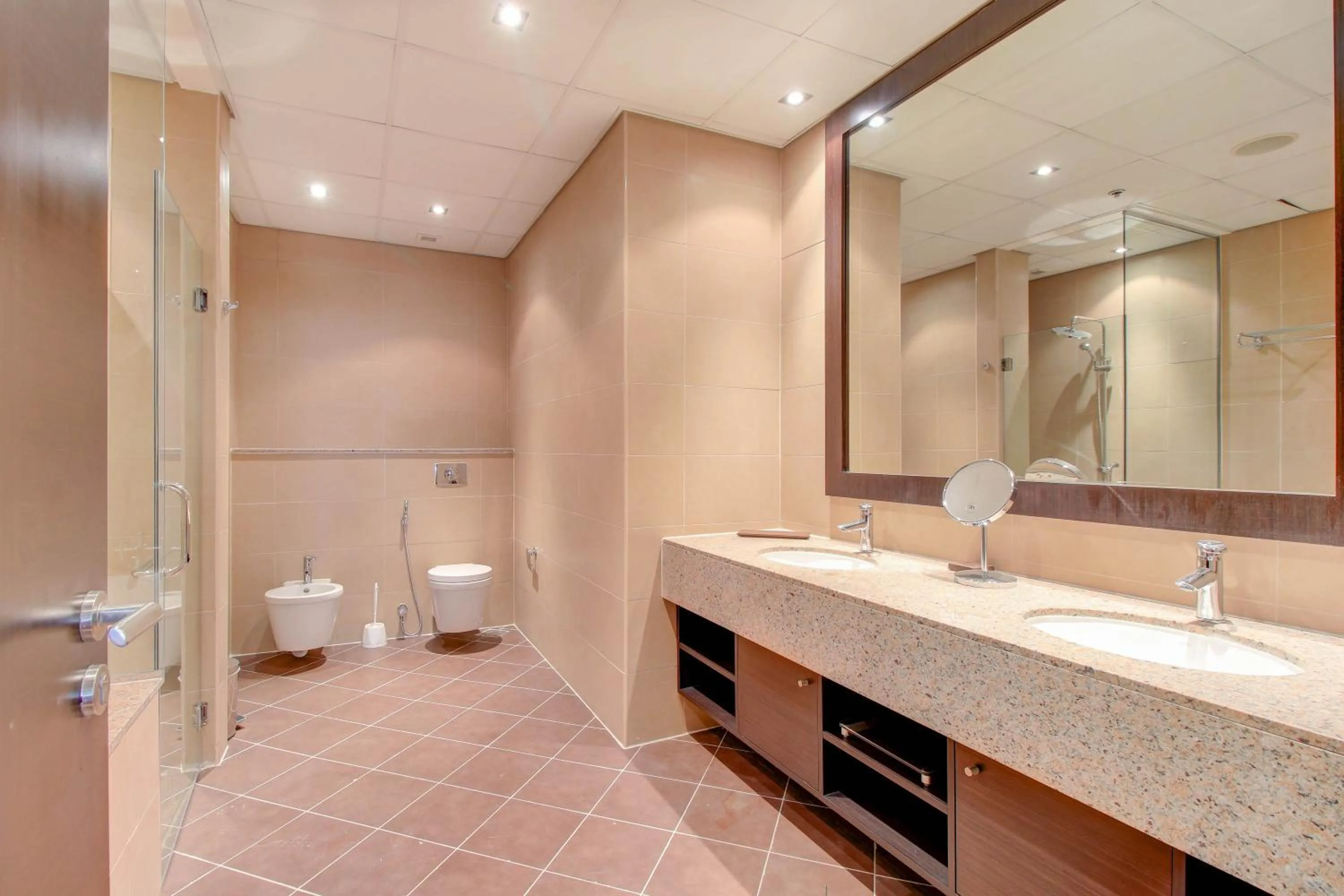 Shower in Luxe Getaways Royal Amwaj Palm Jumeirah Resort Apartment Holiday Home