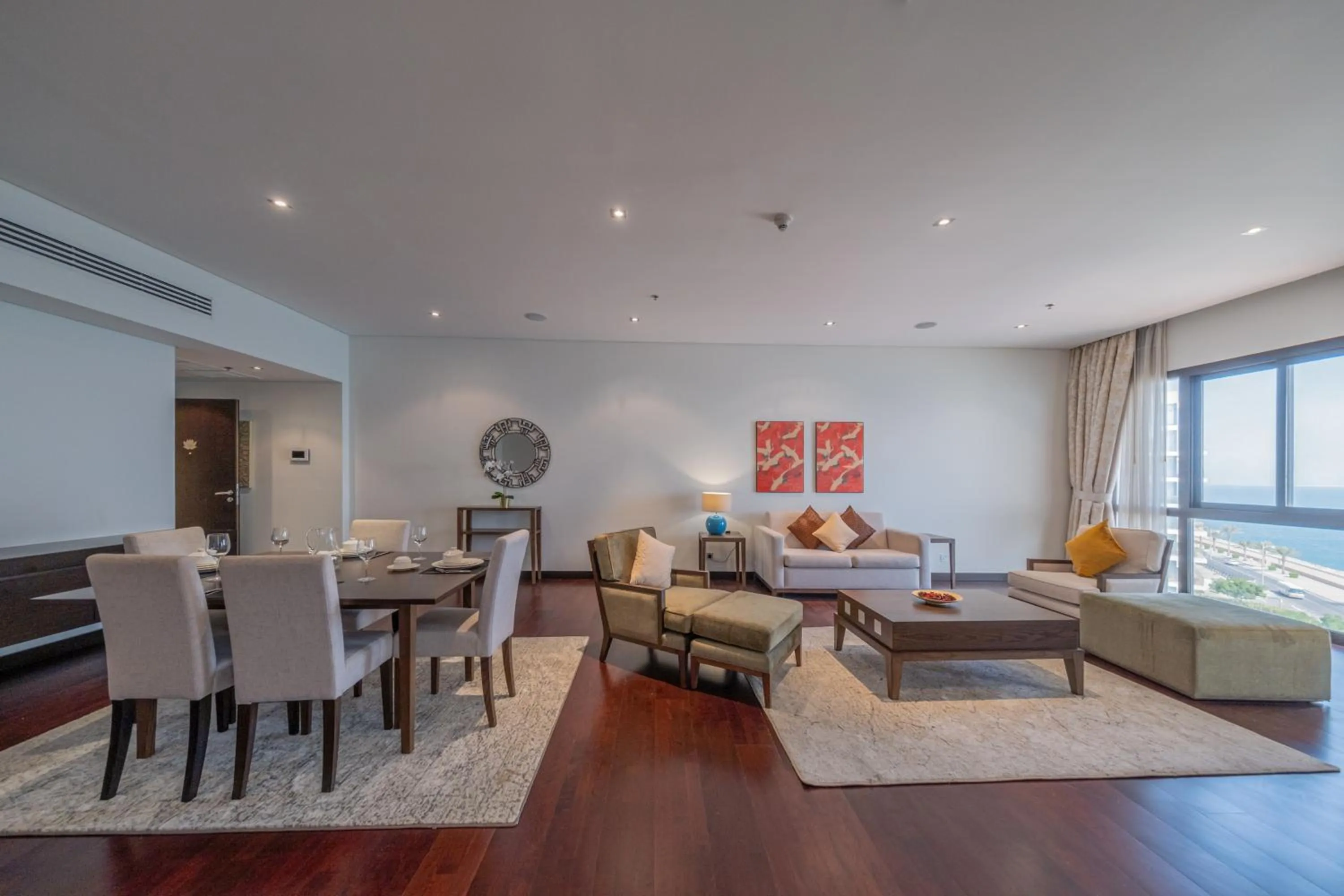 Luxe Getaways Royal Amwaj Palm Jumeirah Resort Apartment Holiday Home