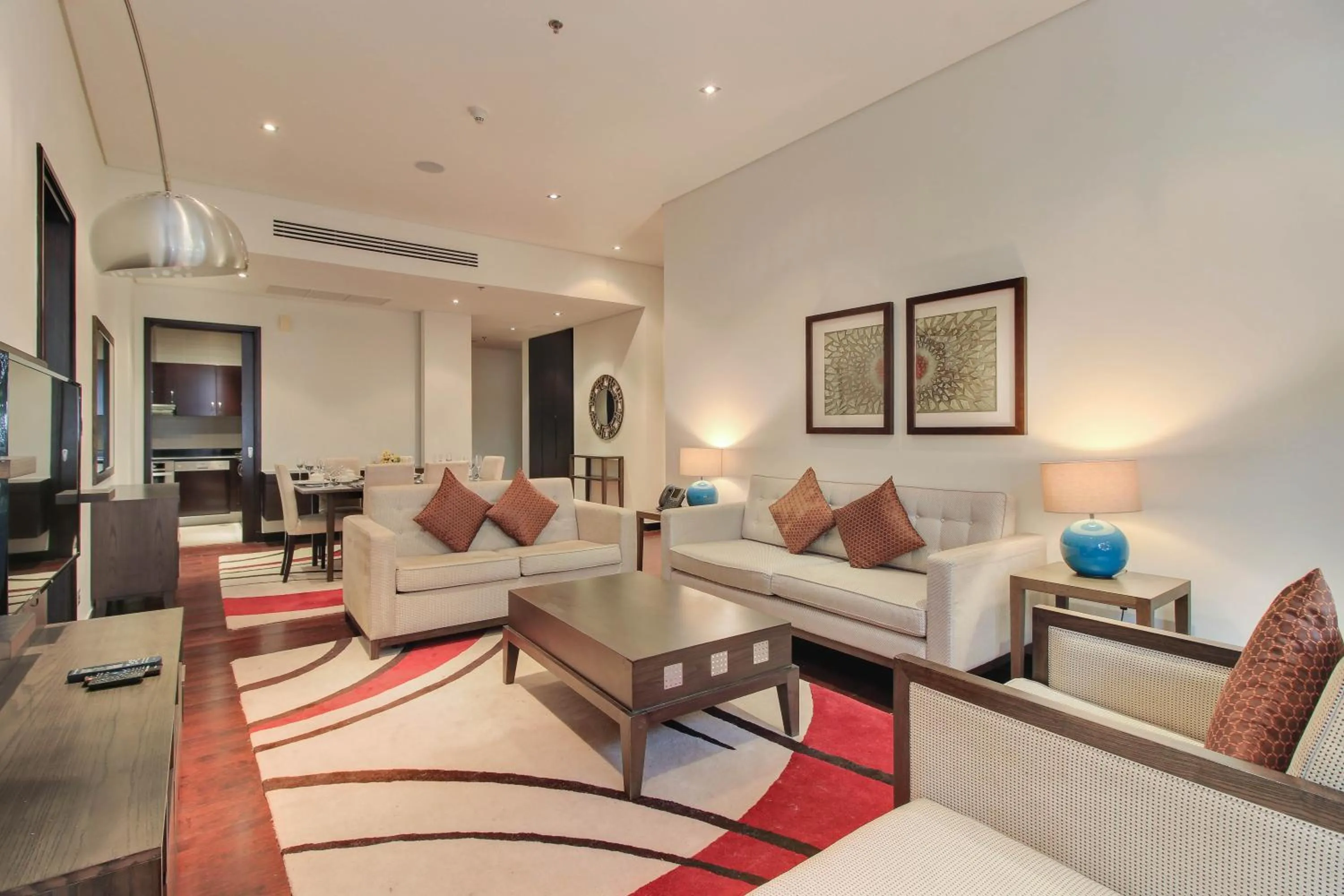Luxe Getaways Royal Amwaj Palm Jumeirah Resort Apartment Holiday Home