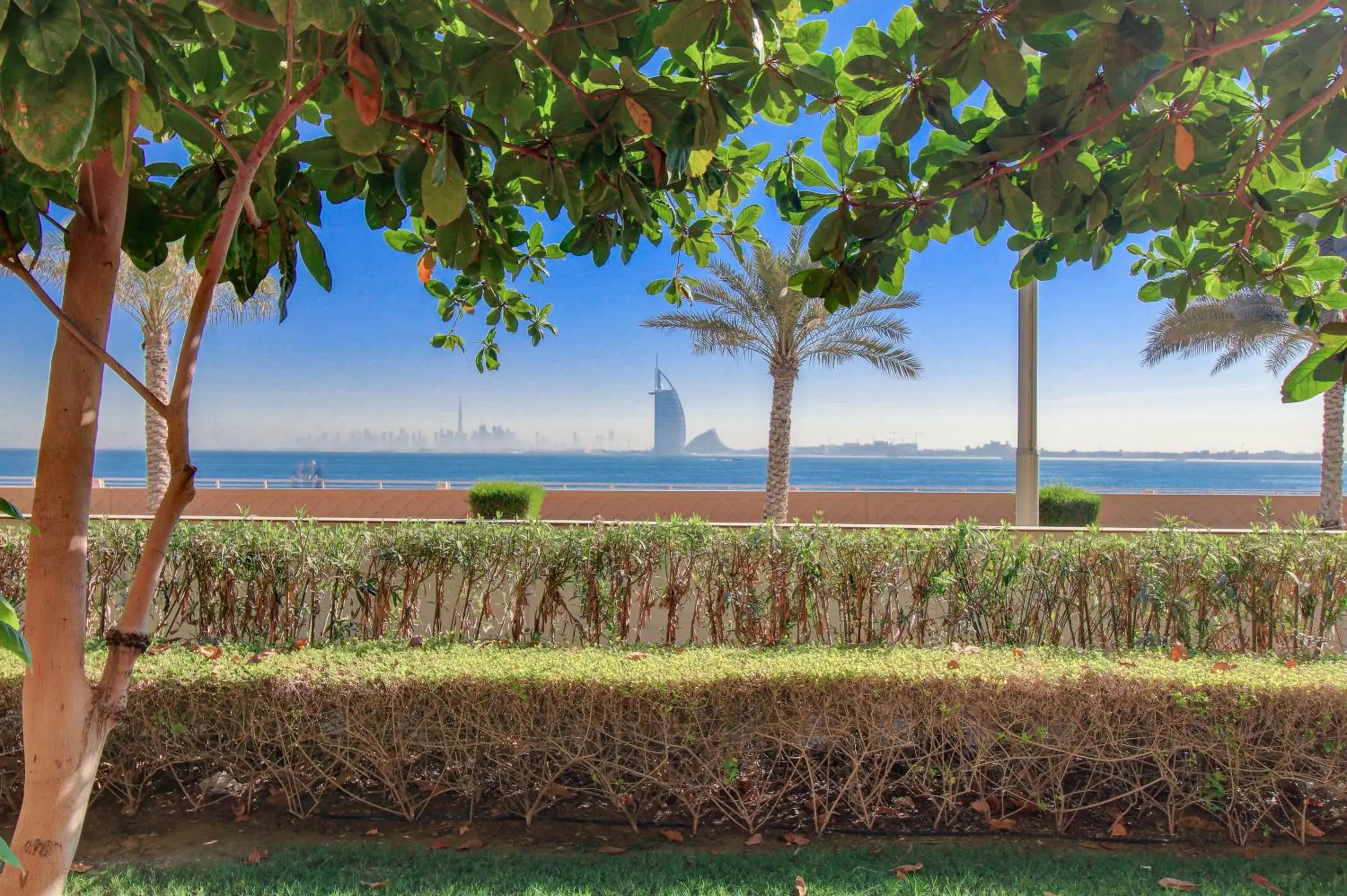 Luxe Getaways Royal Amwaj Palm Jumeirah Resort Apartment Holiday Home Luxe Getaways Royal Amwaj Palm Jumeirah Resort Apartment Holiday Home