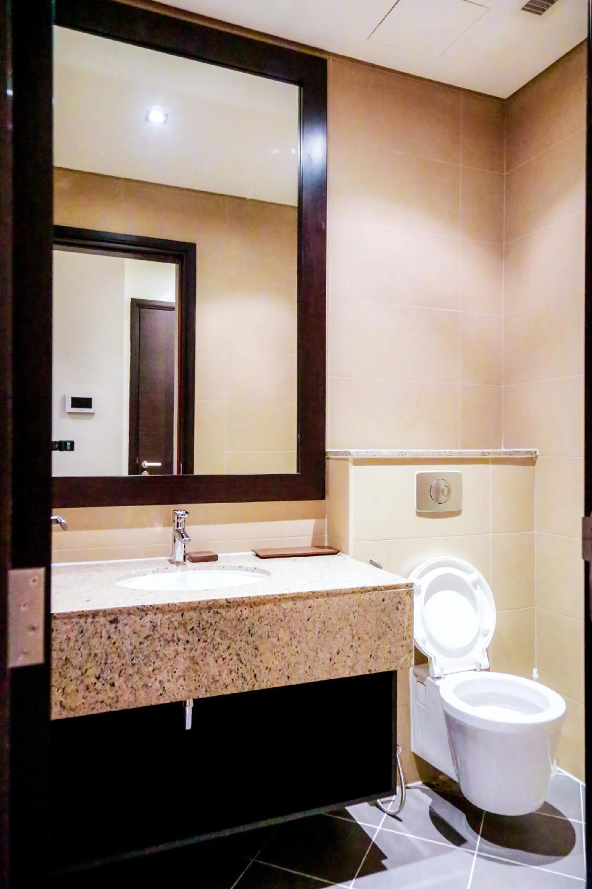 Luxe Getaways Royal Amwaj Palm Jumeirah Resort Apartment Holiday Home