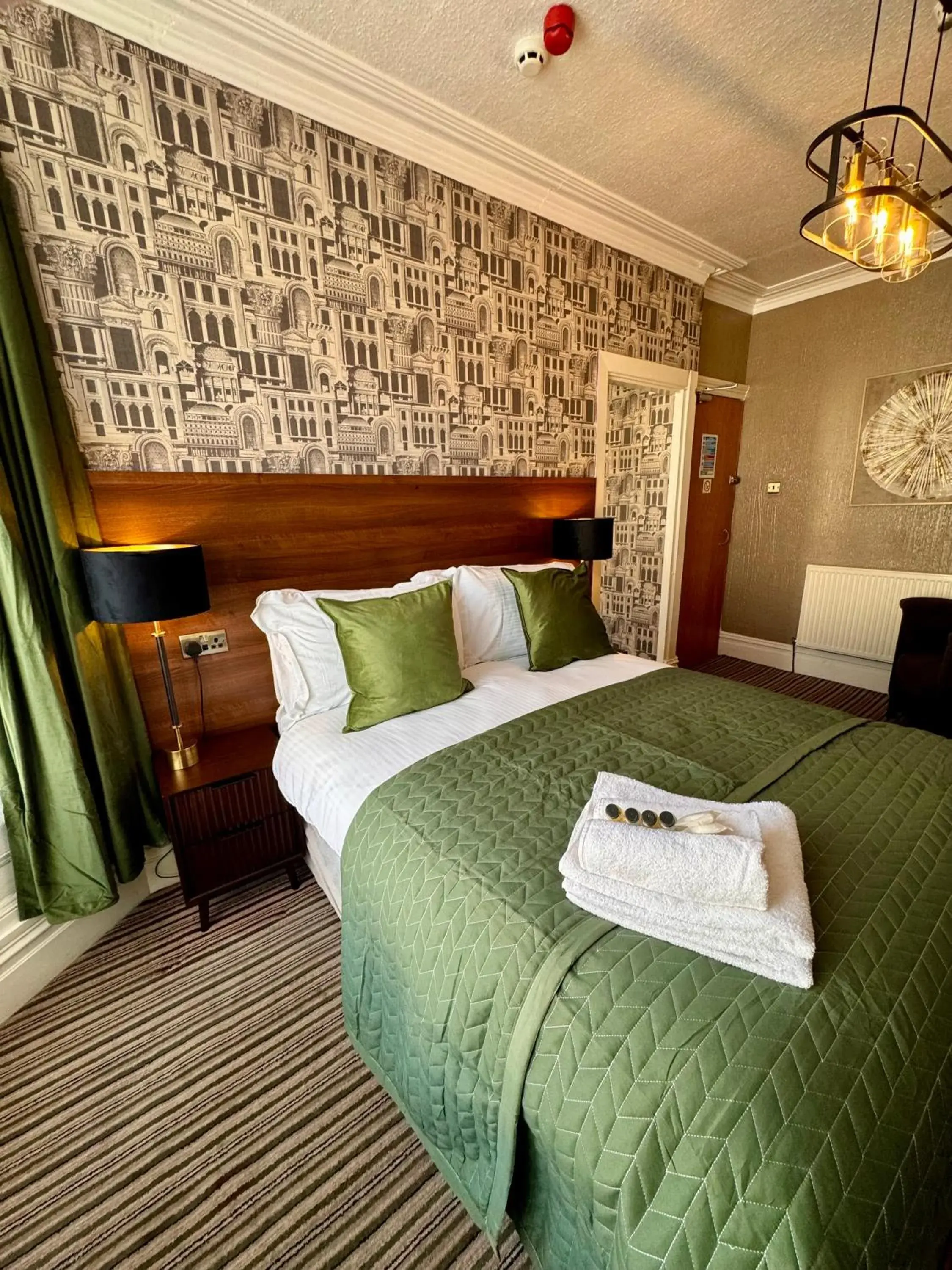 Double Room - single occupancy in Delovely Hotel Double Room - single occupancy in Delovely Hotel