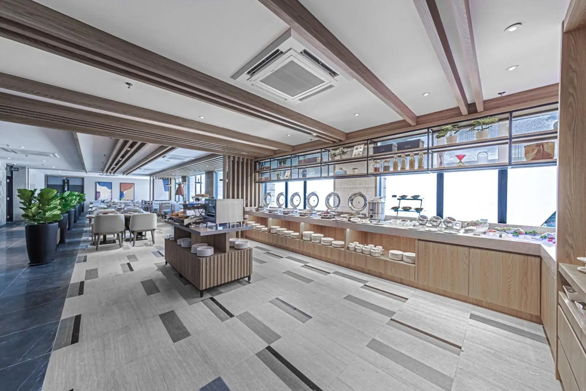 Restaurant/places to eat in Fives Hotel Johor Bahru City Centre Restaurant/places to eat in Fives Hotel Johor Bahru City Centre