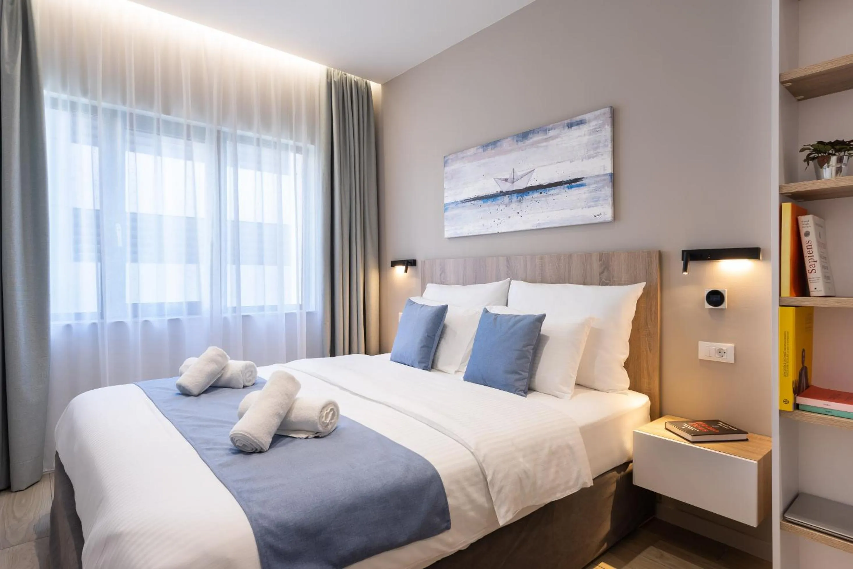 Bedroom, Bed in Hestia - Ippokratous 35