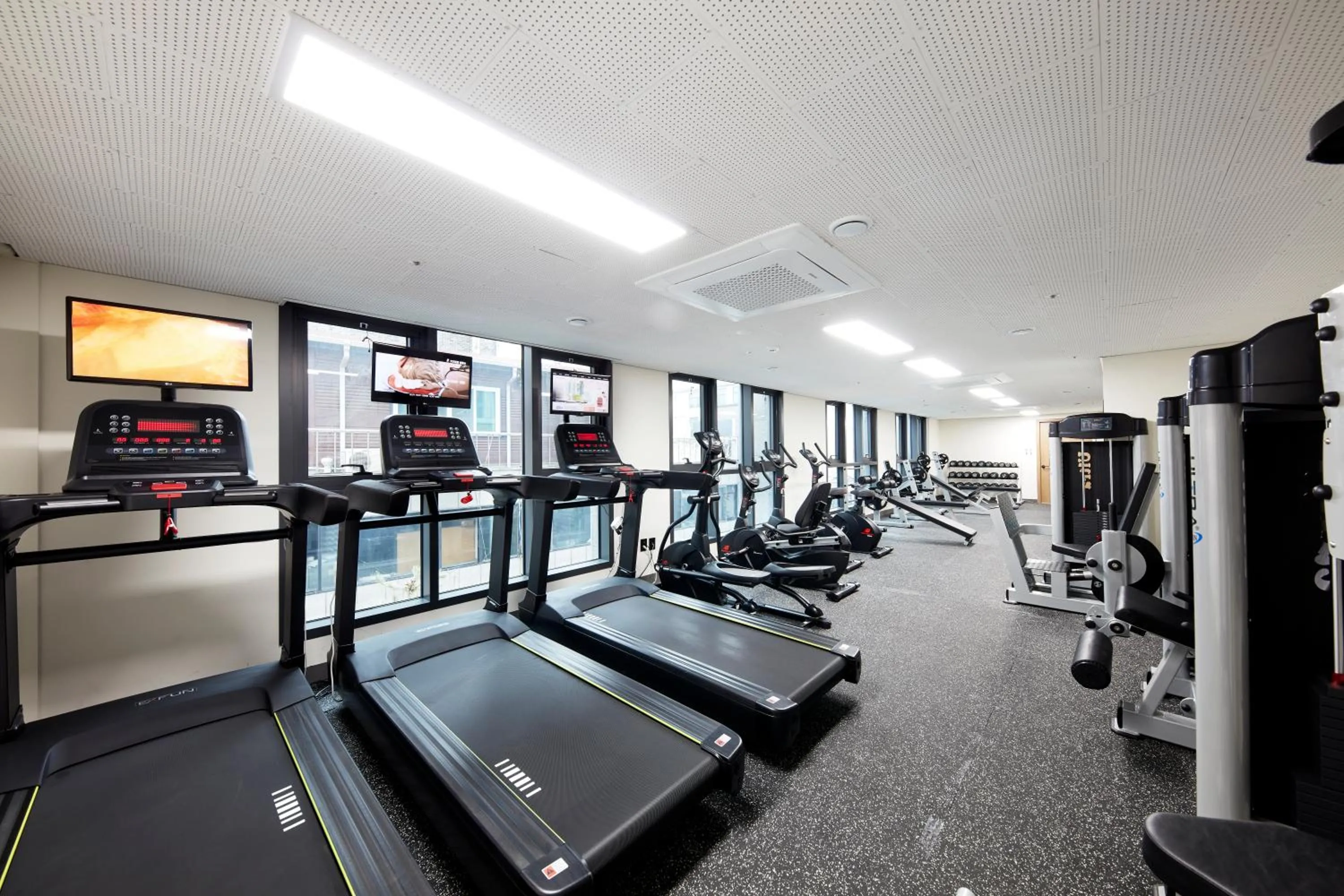 Fitness centre/facilities in Ramada by Wyndham Gumi