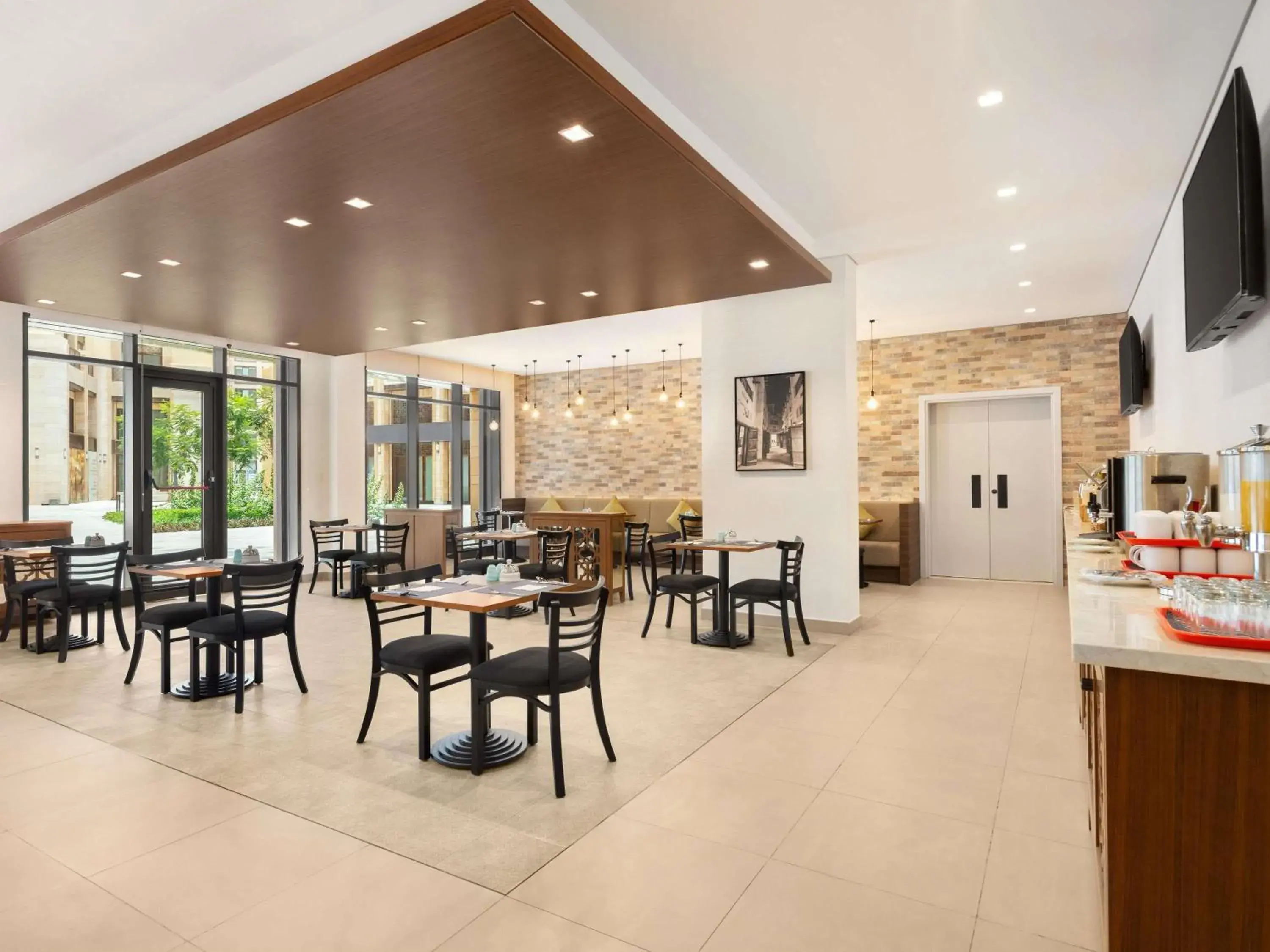 Restaurant/places to eat in ibis Styles Dubai Gold District Restaurant/places to eat in ibis Styles Dubai Gold District