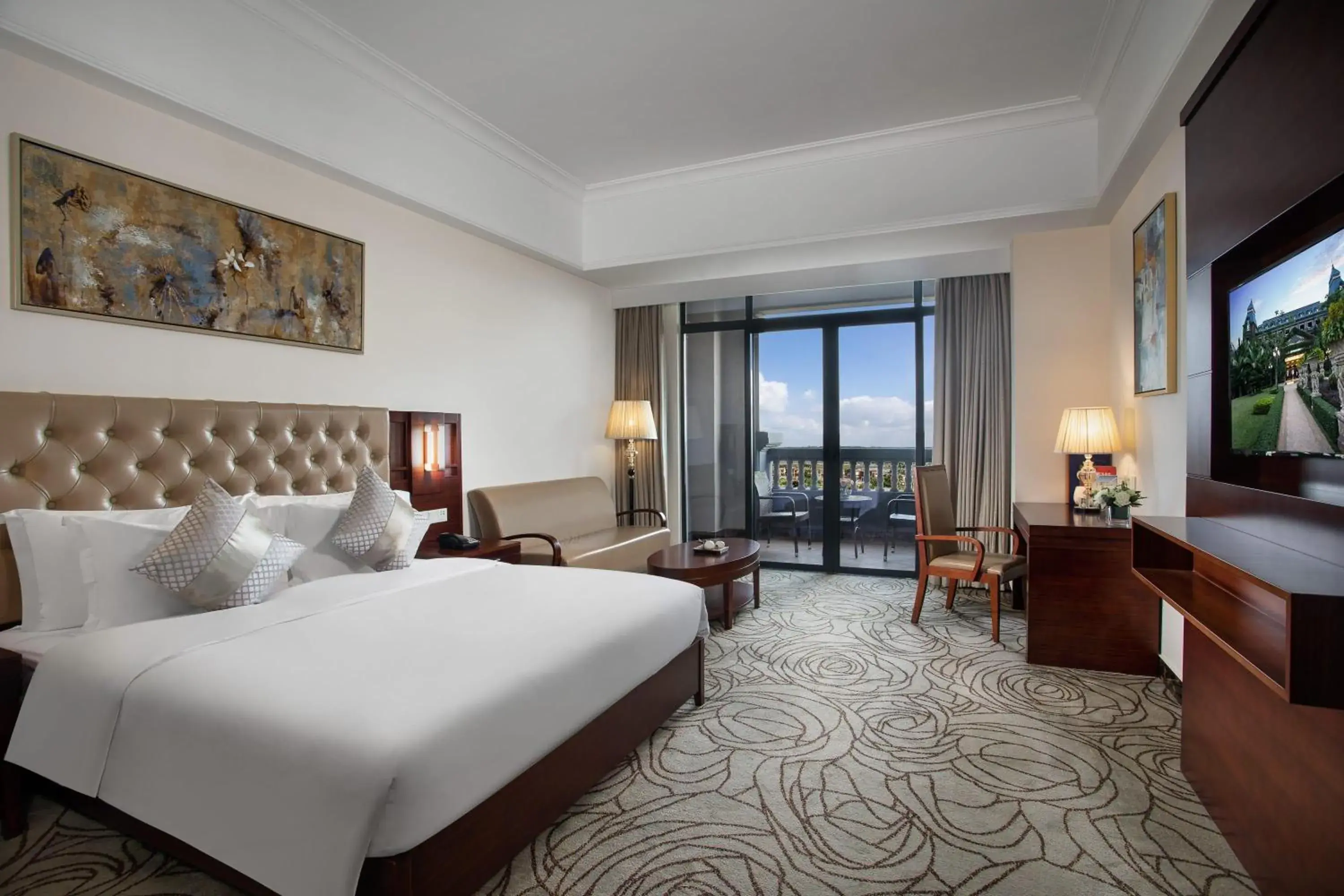 River View King Room in Wyndham Garden Haikou South River View King Room in Wyndham Garden Haikou South