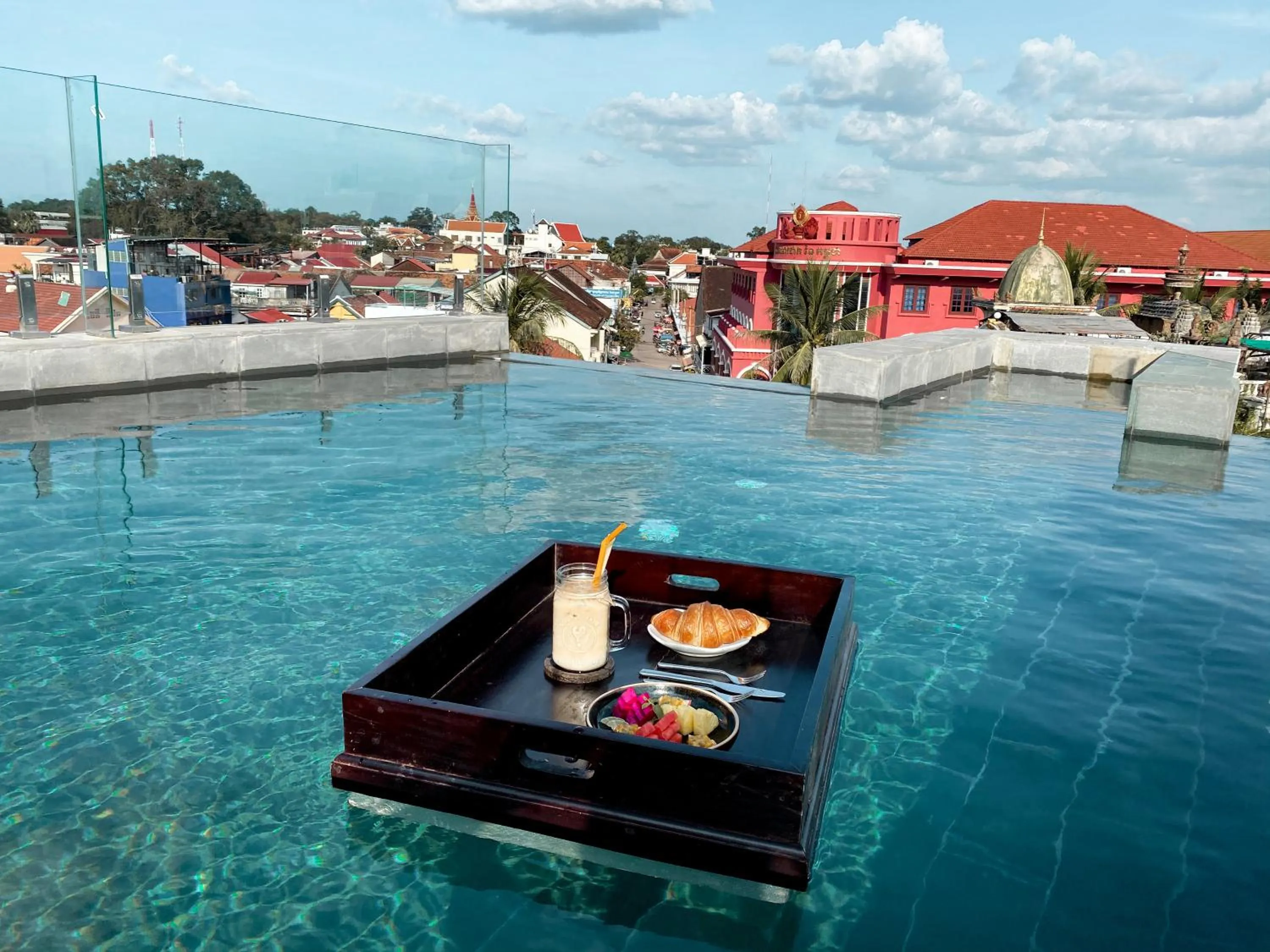 Swimming pool in Aborest Tropical Hostel