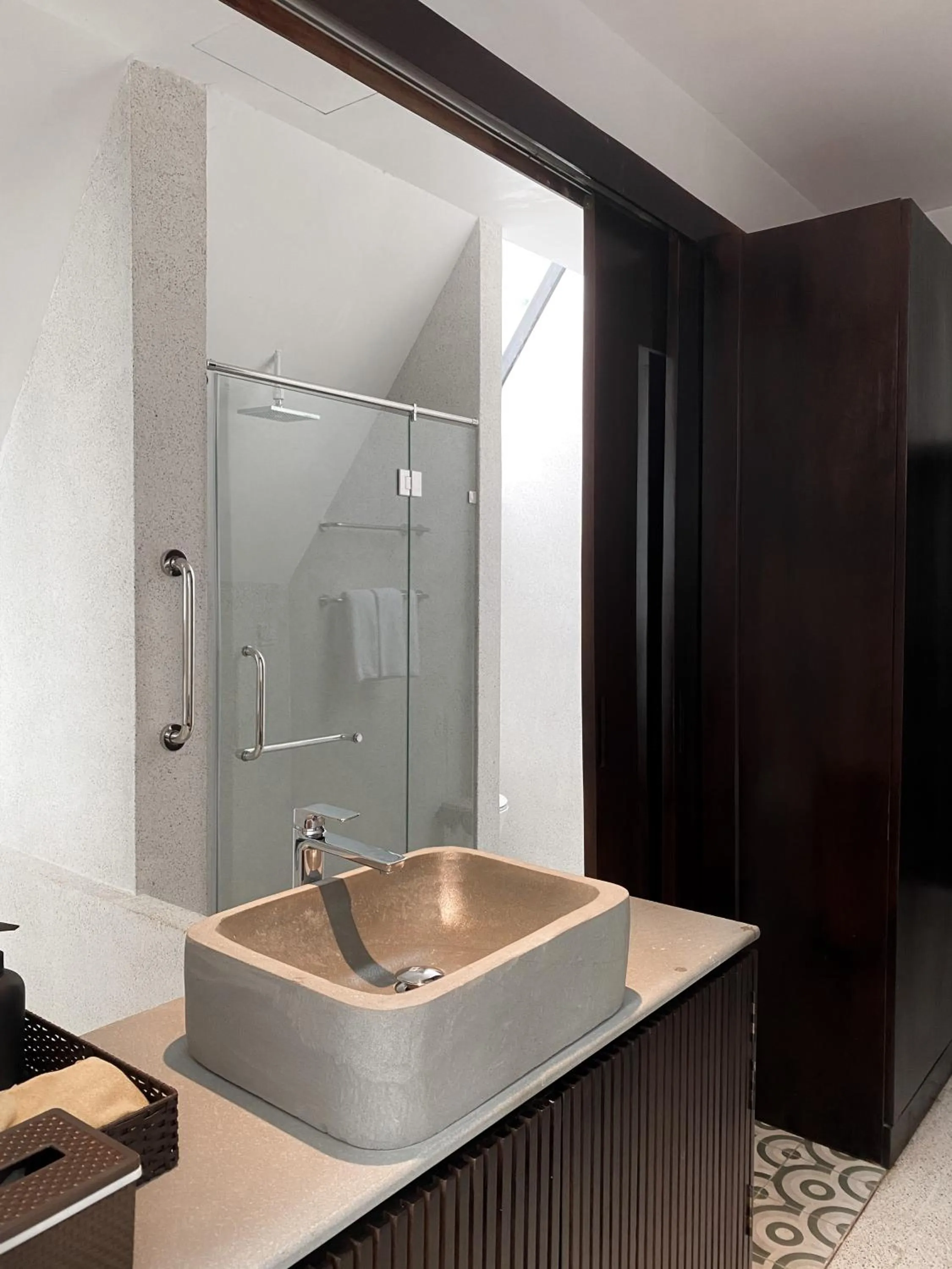 Bathroom in Aborest Tropical Hostel