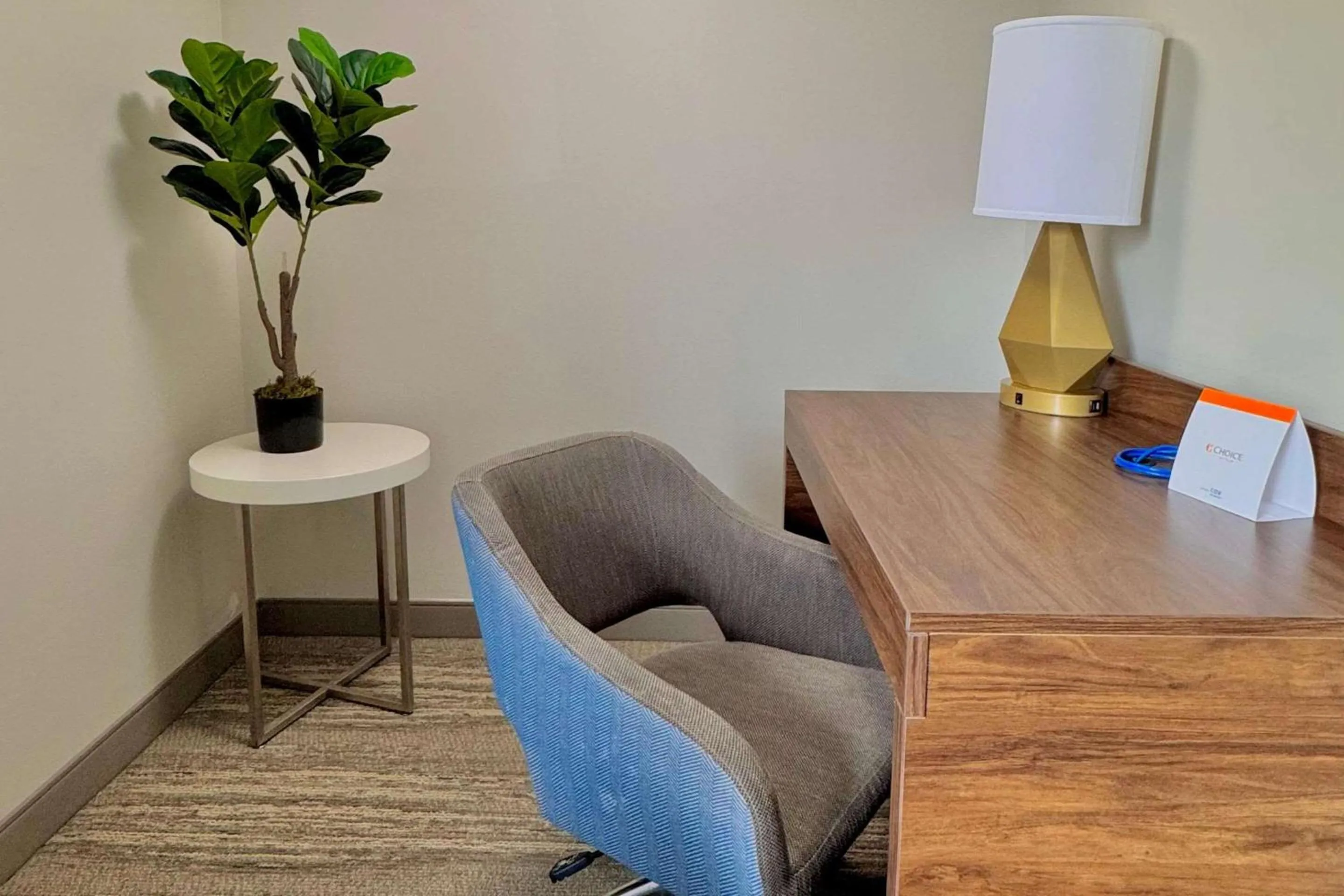 Bedroom in Sleep Inn Oakbrook Terrace - Chicago