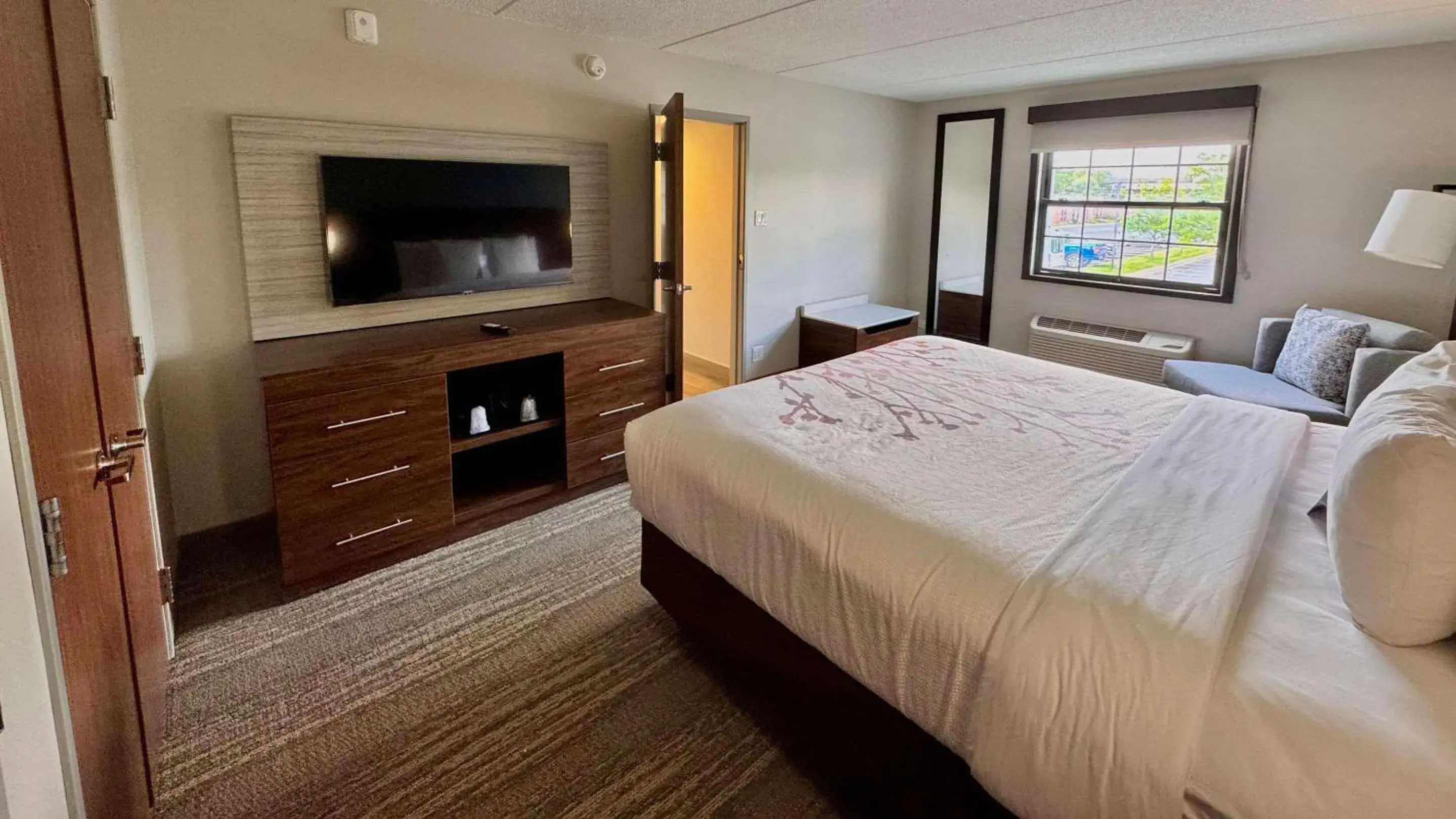 Bedroom, Bed in Sleep Inn Oakbrook Terrace - Chicago Bedroom, Bed in Sleep Inn Oakbrook Terrace - Chicago