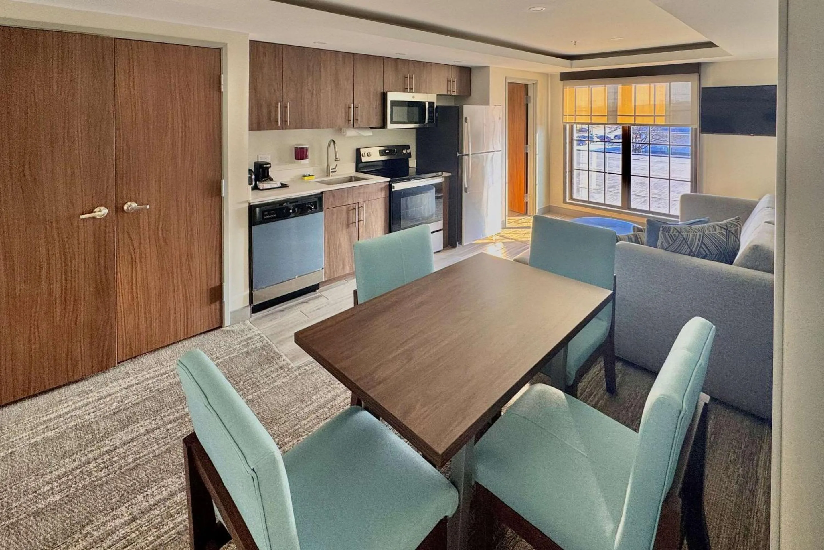 Bedroom in Sleep Inn Oakbrook Terrace - Chicago