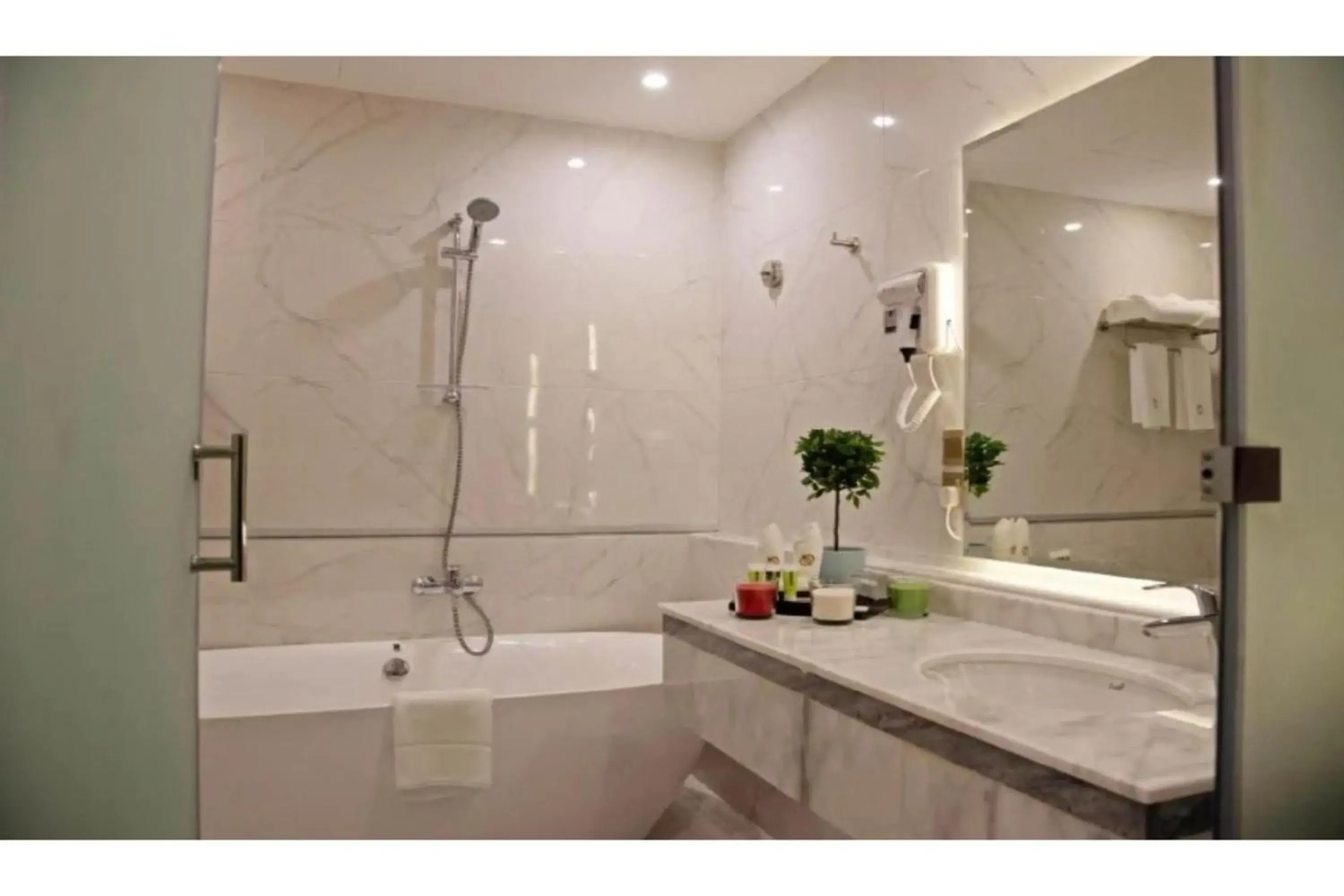 Bathroom in Sunday Emerald Hotel Bathroom in Sunday Emerald Hotel