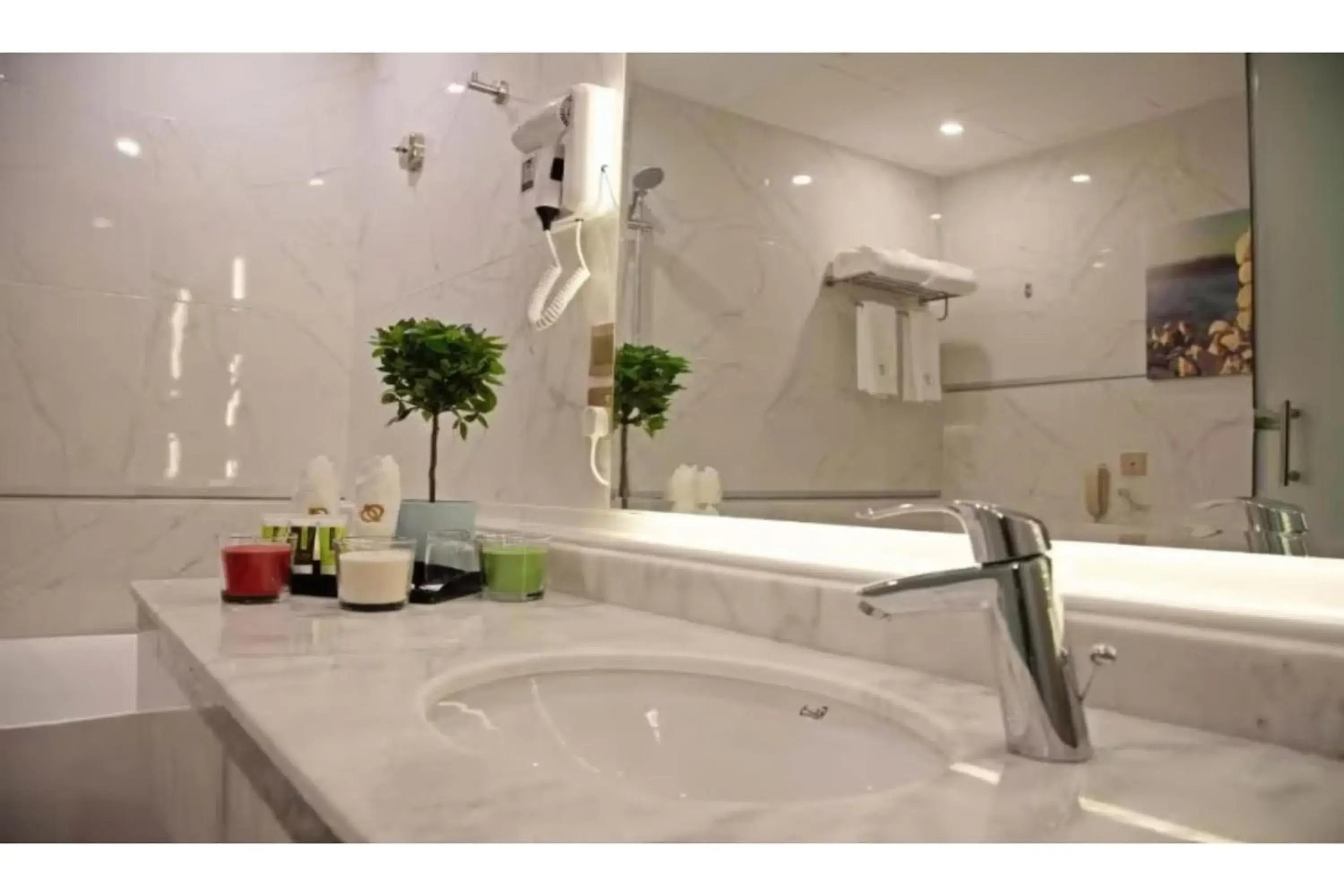 Bathroom in Sunday Emerald Hotel Bathroom in Sunday Emerald Hotel