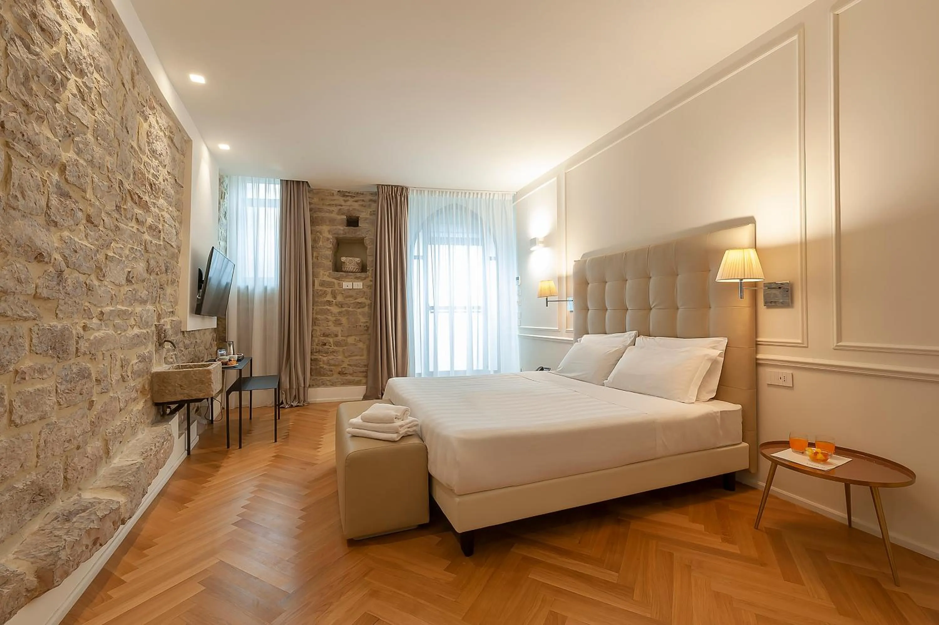 Bed in Asisium Boutique Hotel