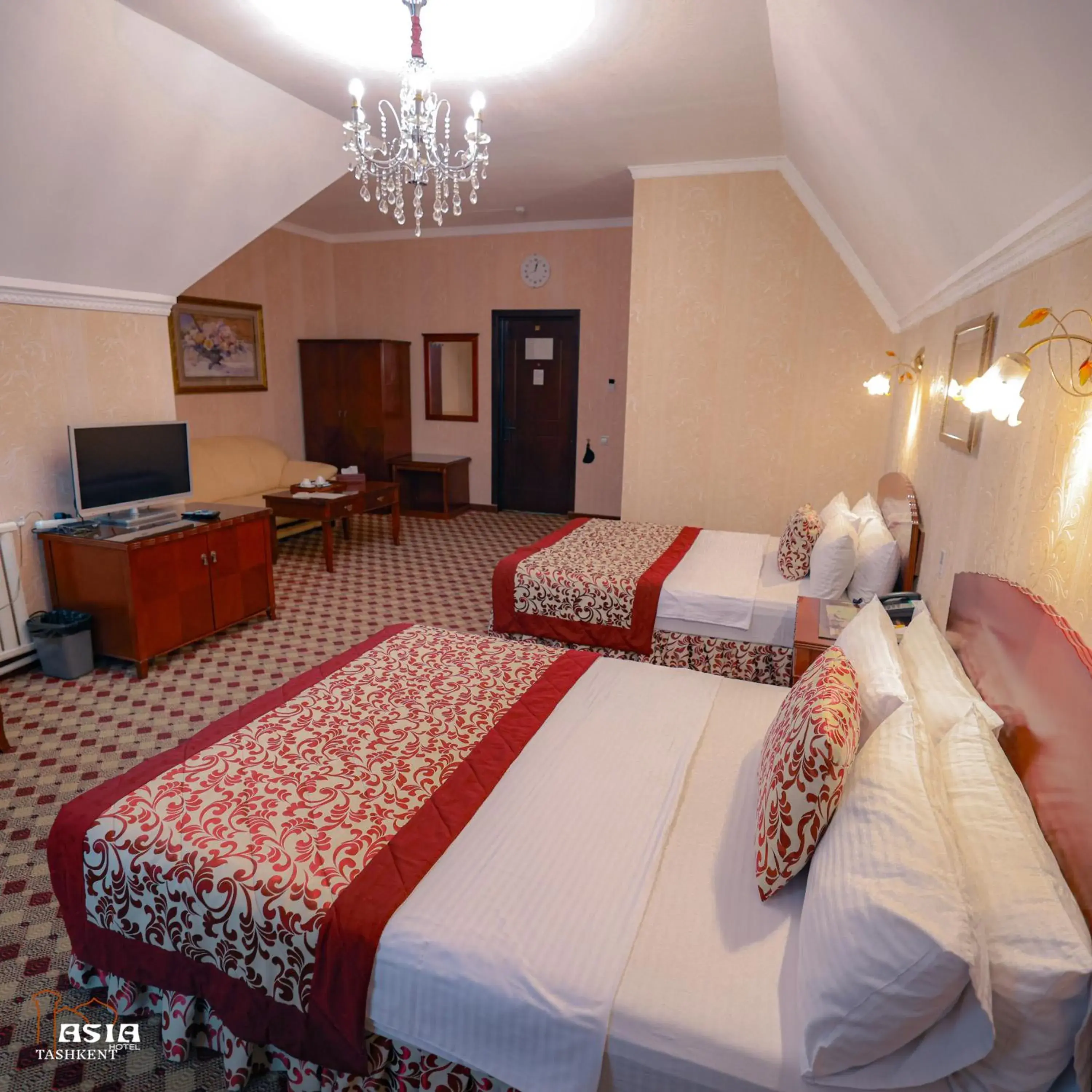 Deluxe Double or Twin Room in Asia Tashkent Hotel Deluxe Double or Twin Room in Asia Tashkent Hotel