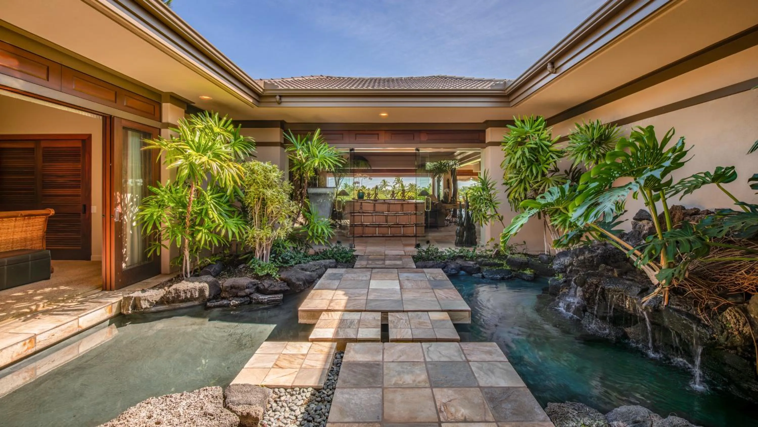 Facade/entrance in Mauna Lani Luxury Vacation Villas - CoralTree Residence Collection