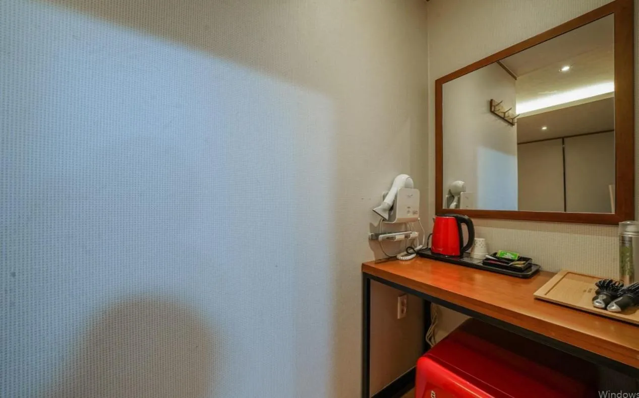 The Stone Bridge Hotel Dongnae