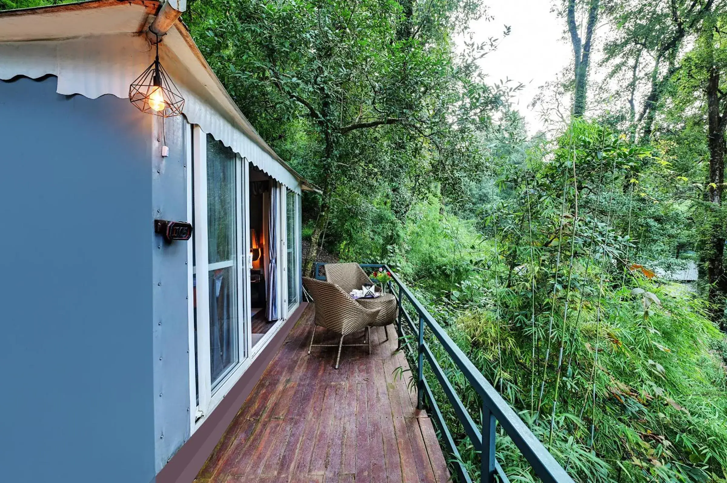 Luxury Tent in Ayar Jungle Resort Luxury Tent in Ayar Jungle Resort