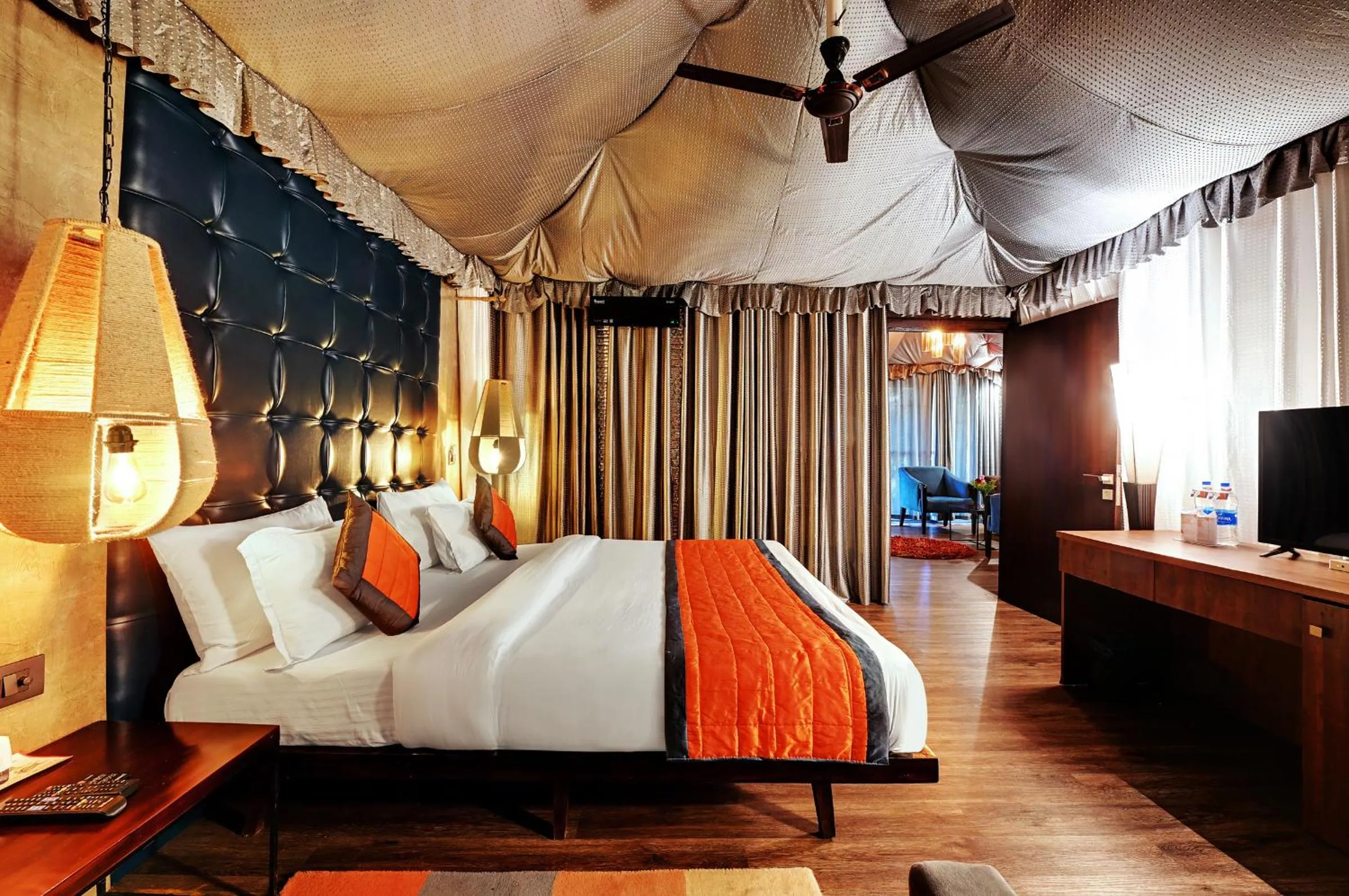 Bed in Ayar Jungle Resort