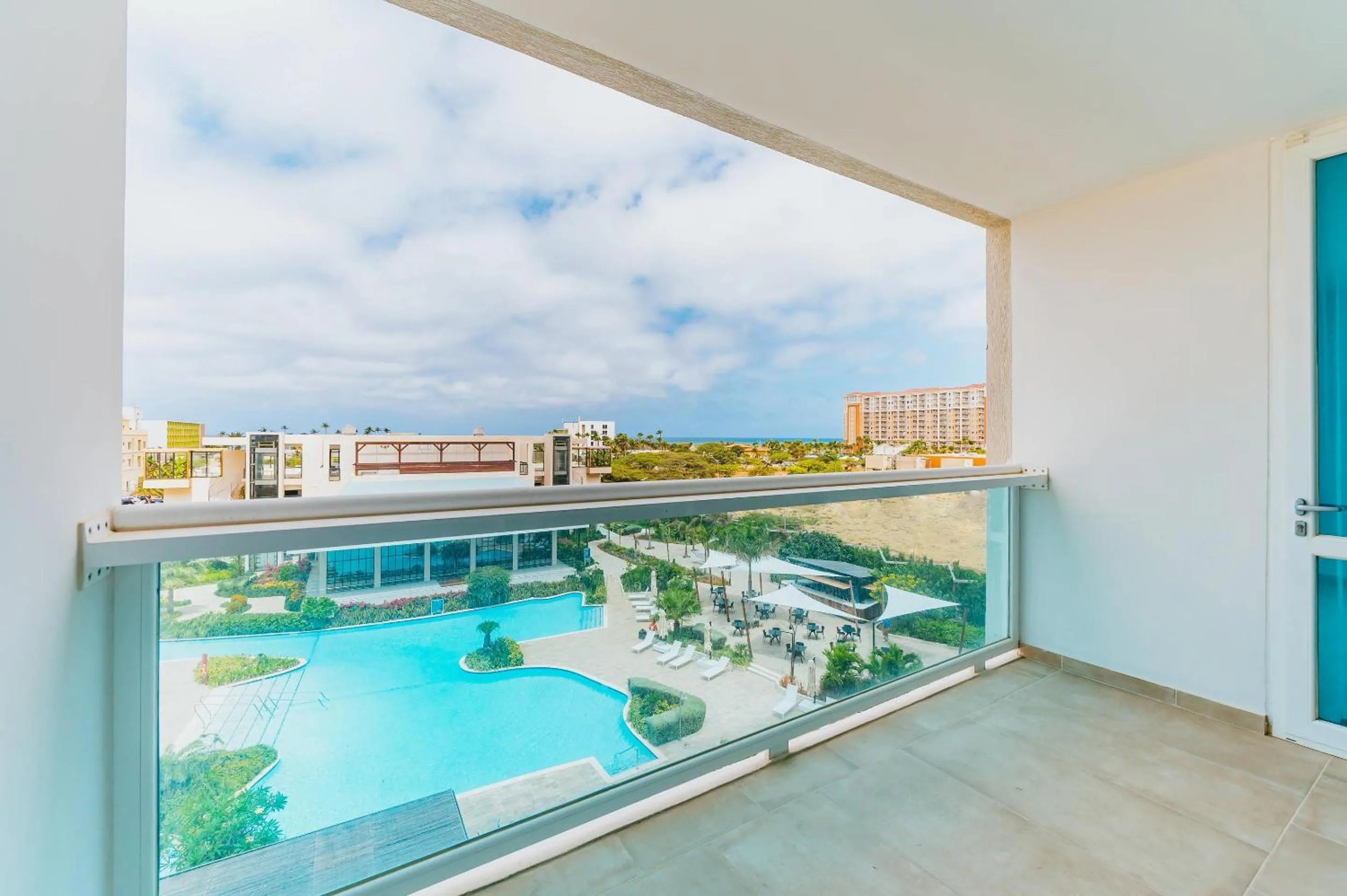 Bedroom in Radisson Blu Aruba