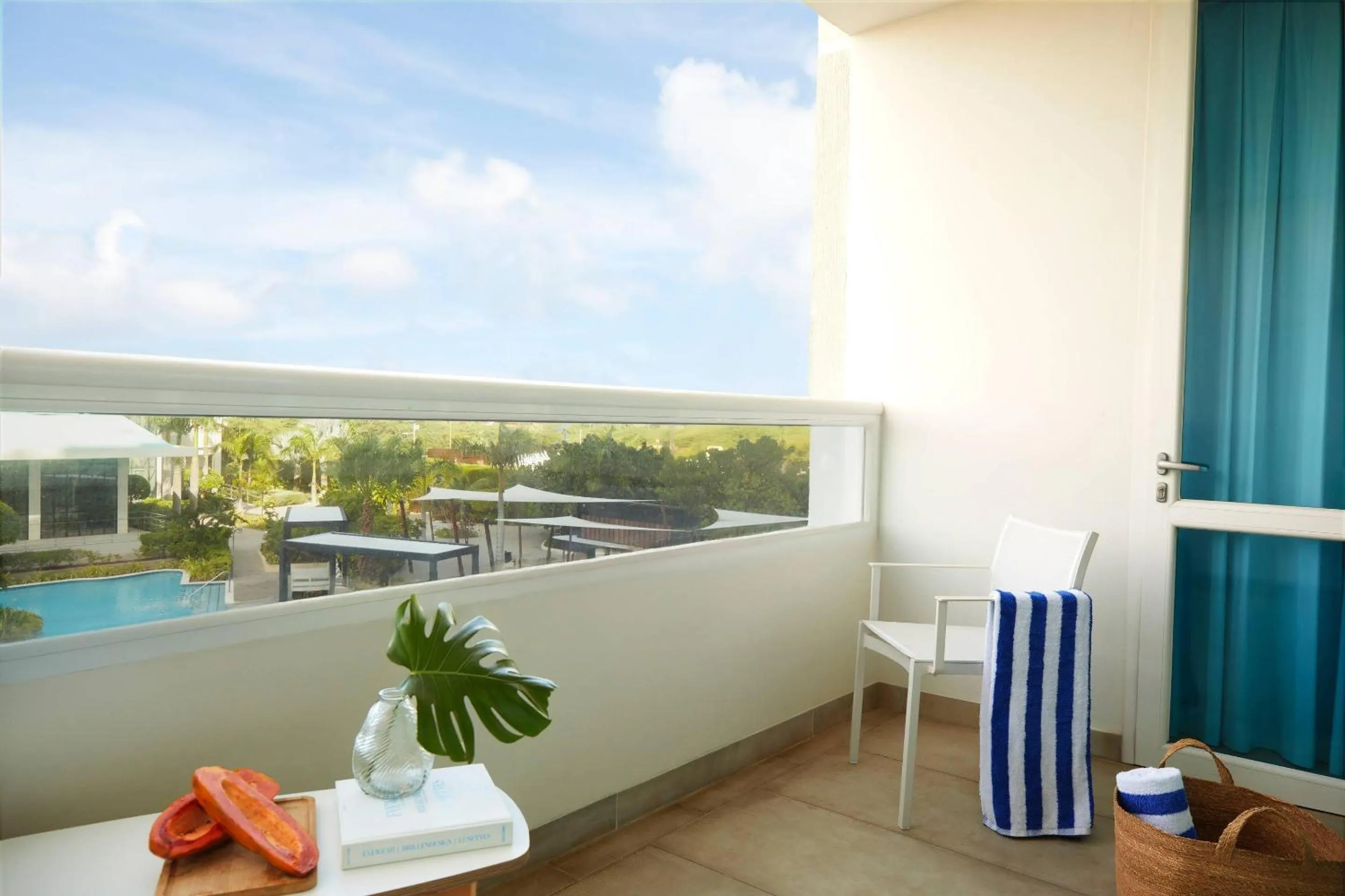 Bedroom in Radisson Blu Aruba